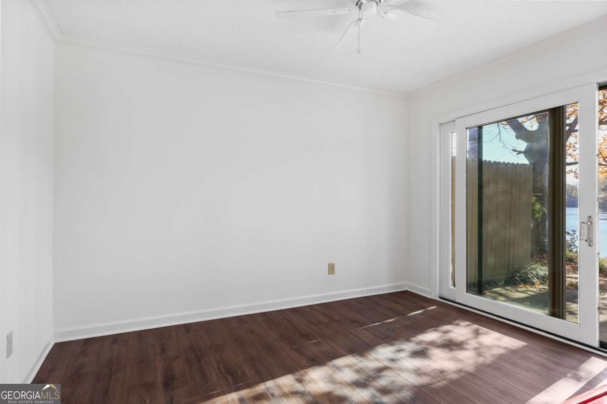 2501 Northlake Court NE