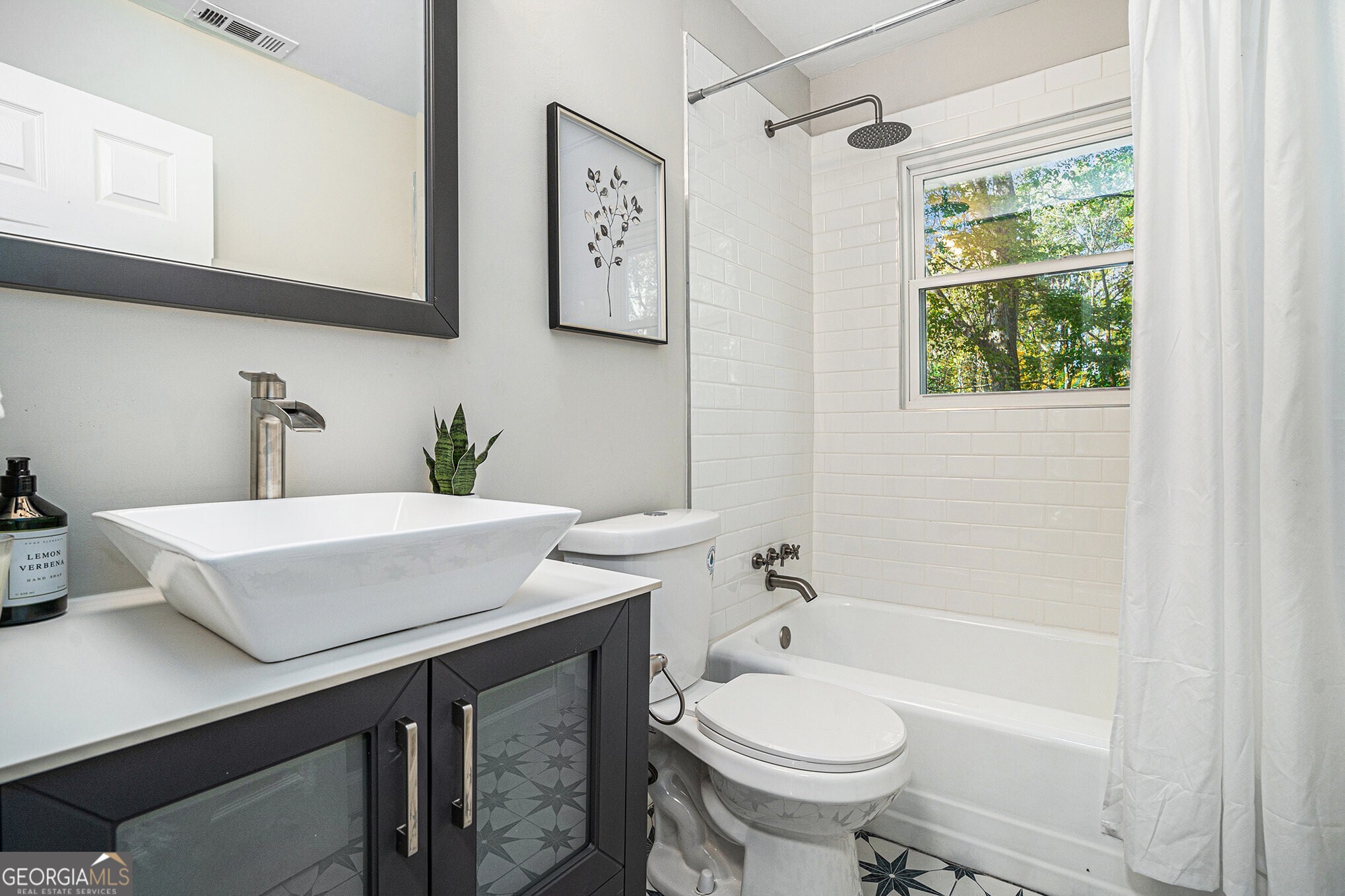 2693 Washington Street NW