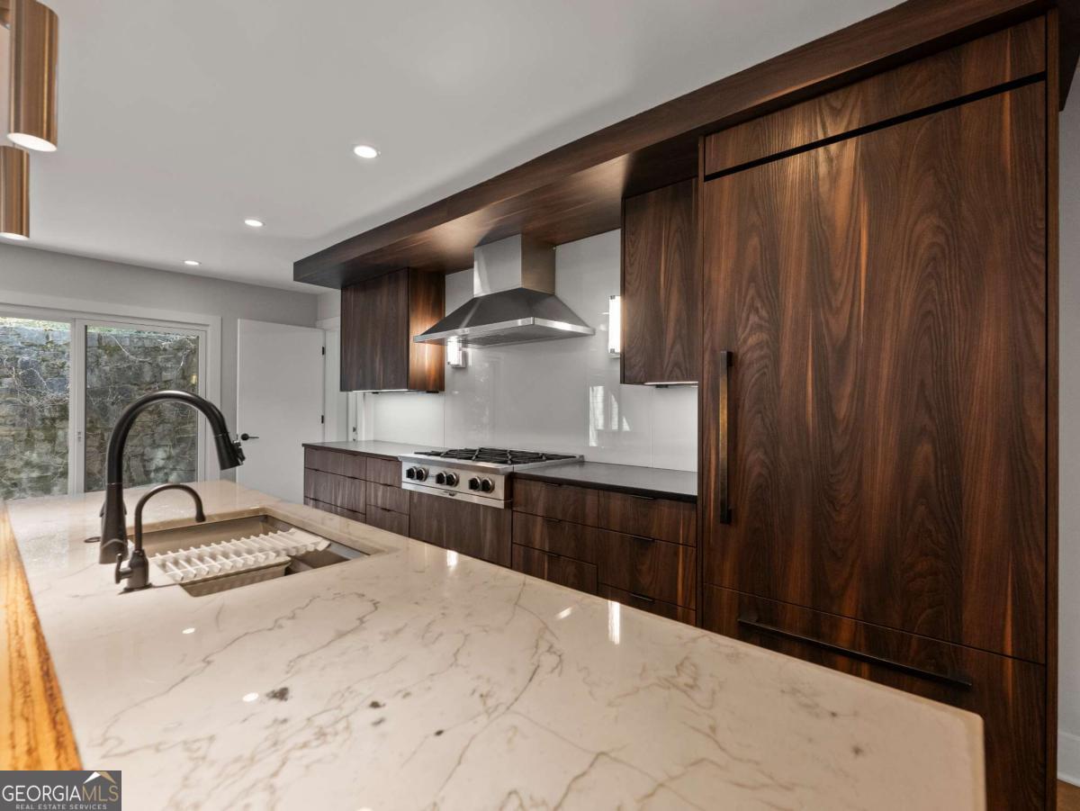 2153 Starfire Drive NE