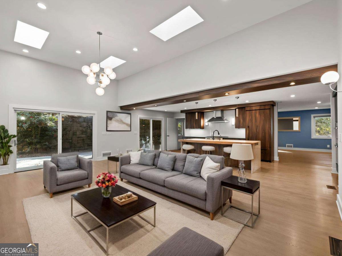 2153 Starfire Drive NE