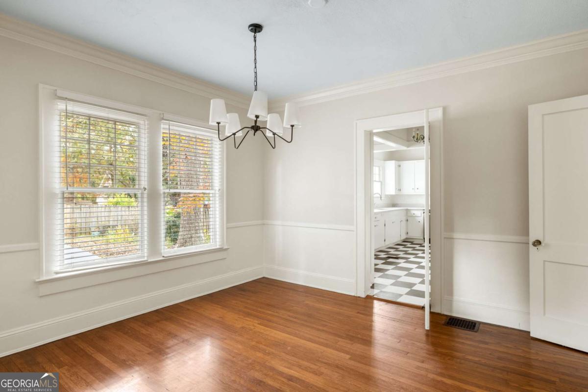 5450 E Mountain Street