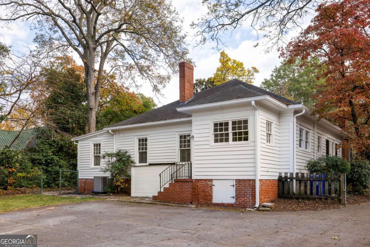 5450 E Mountain Street