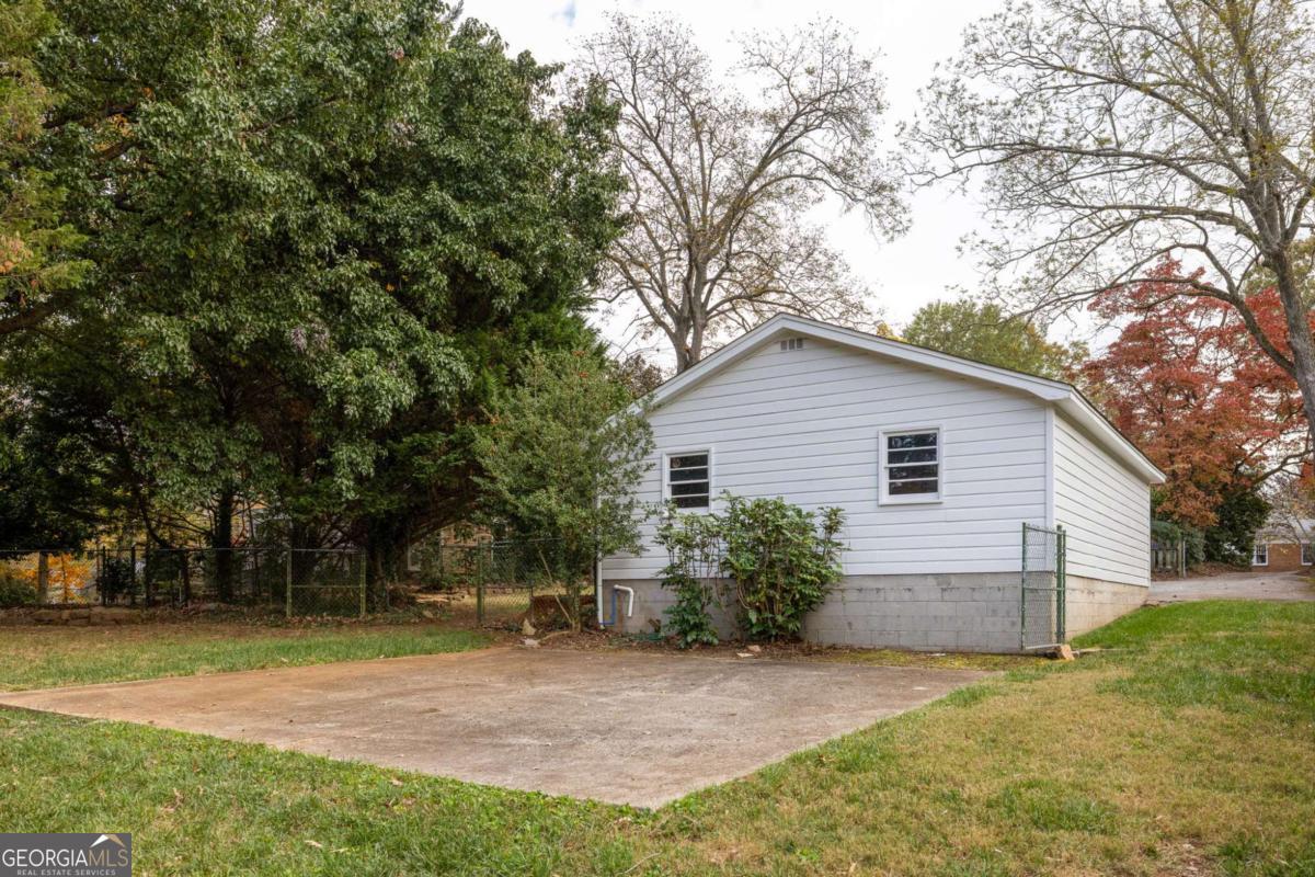 5450 E Mountain Street