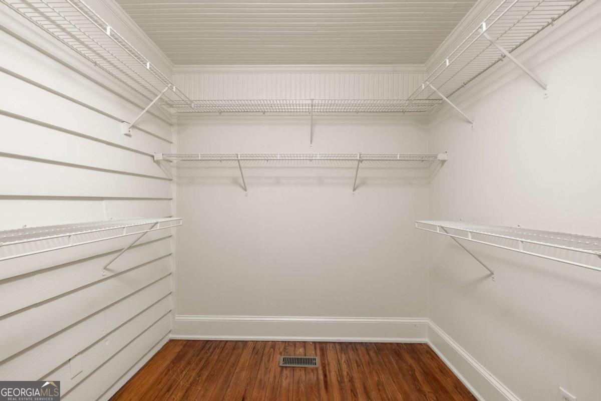 5450 E Mountain Street