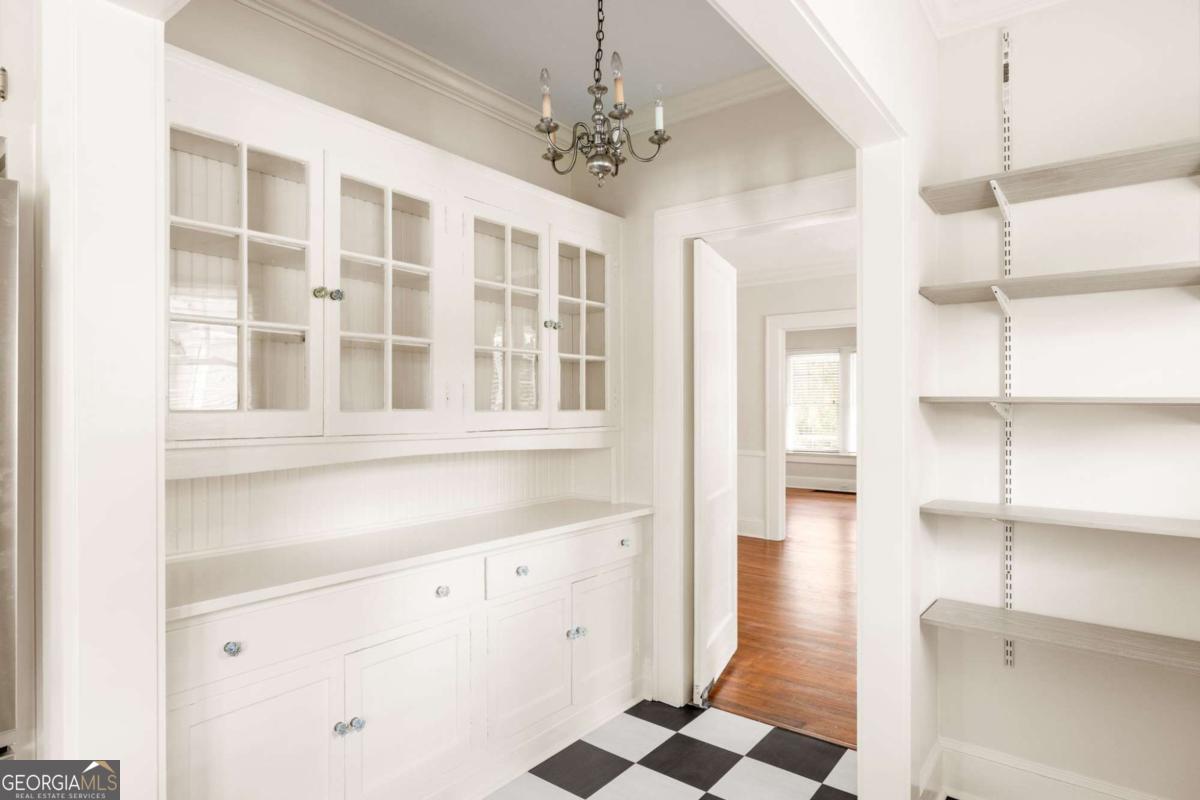 5450 E Mountain Street