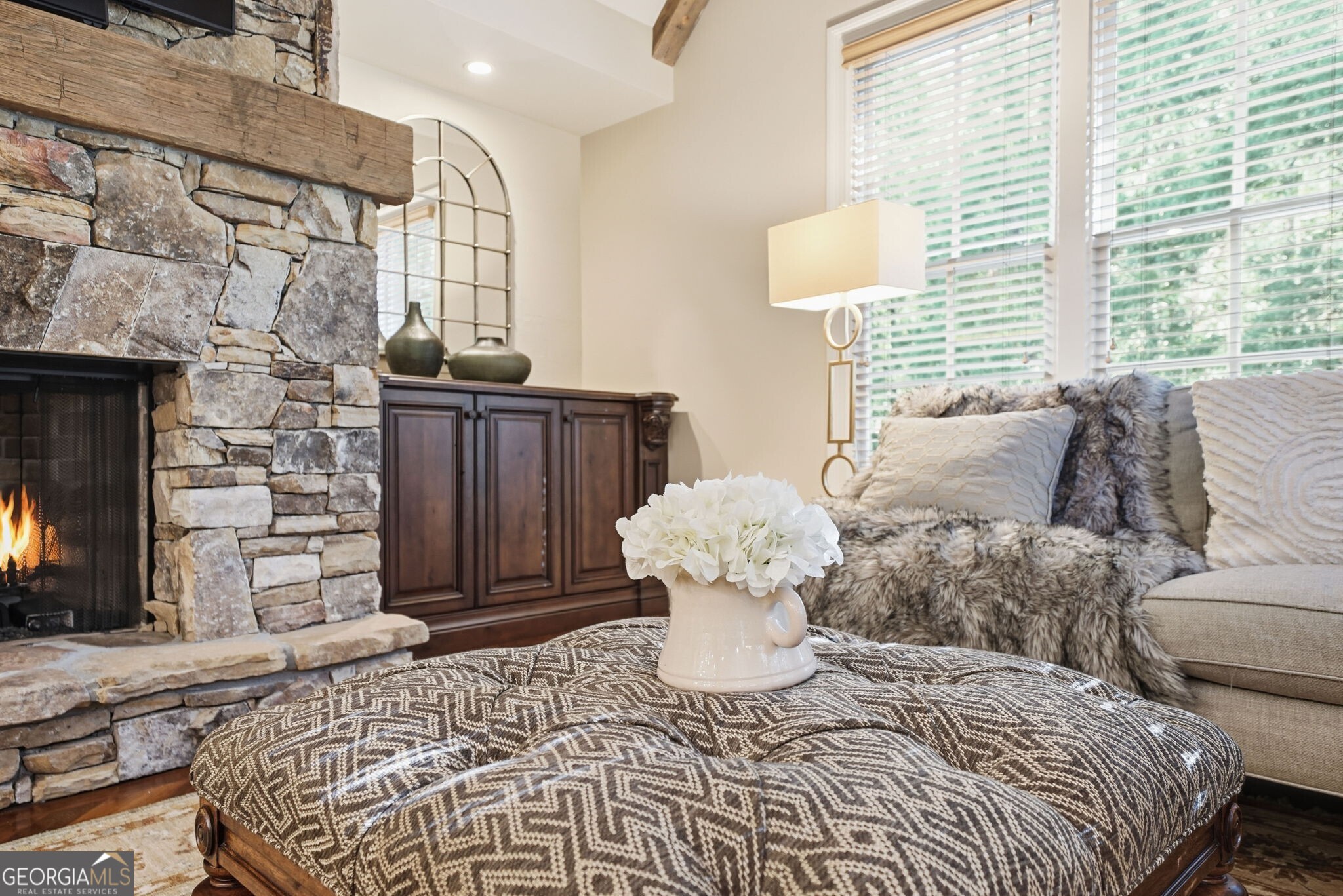 841 Camden Park Court NE