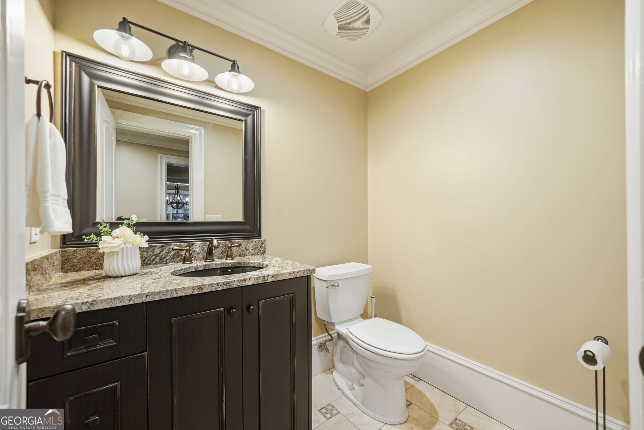 841 Camden Park Court NE