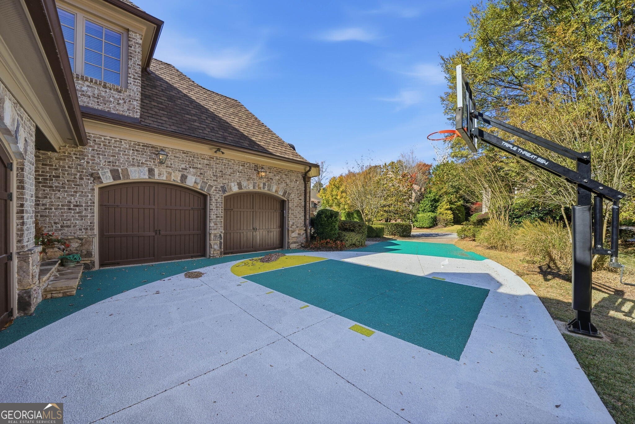 841 Camden Park Court NE