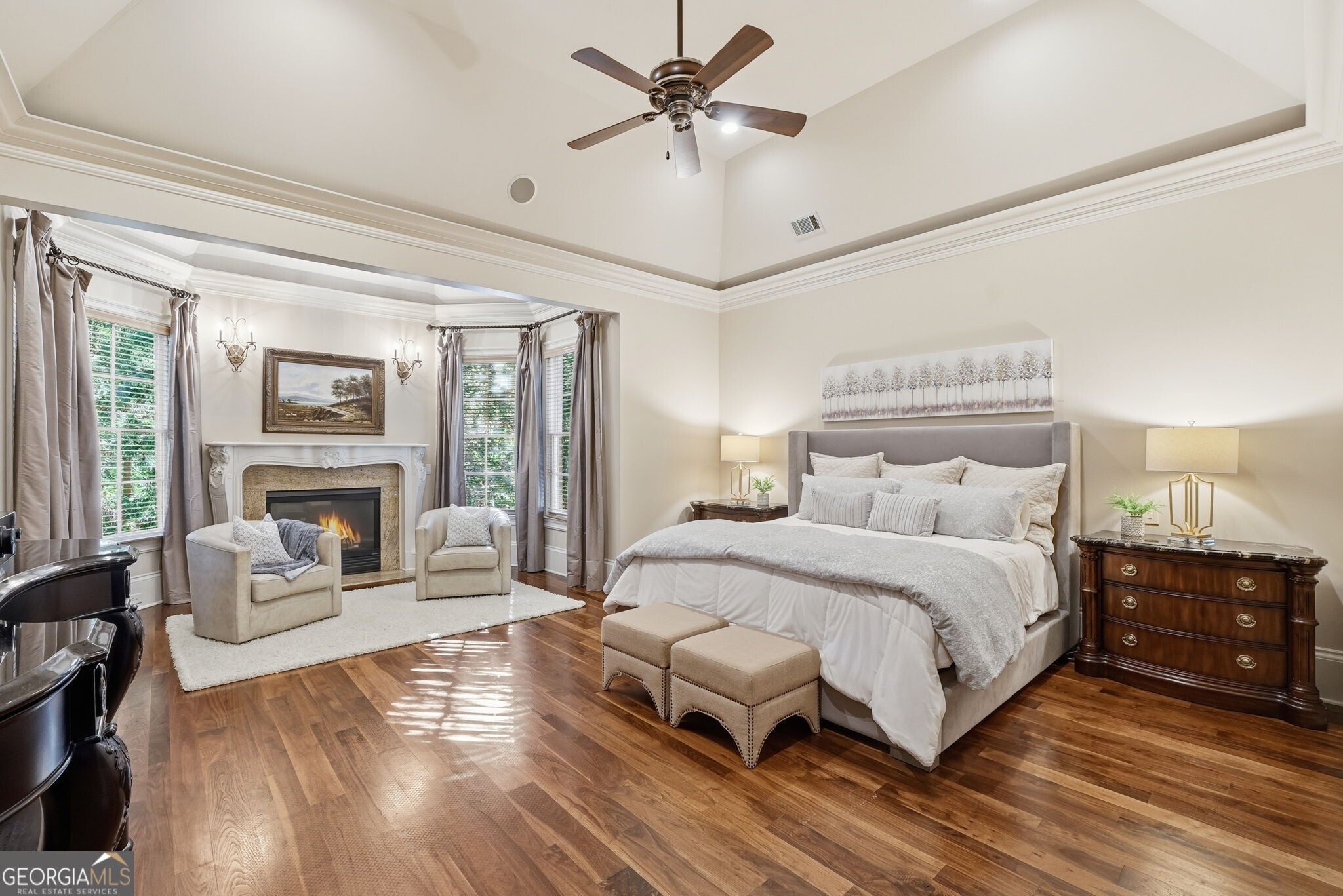 841 Camden Park Court NE