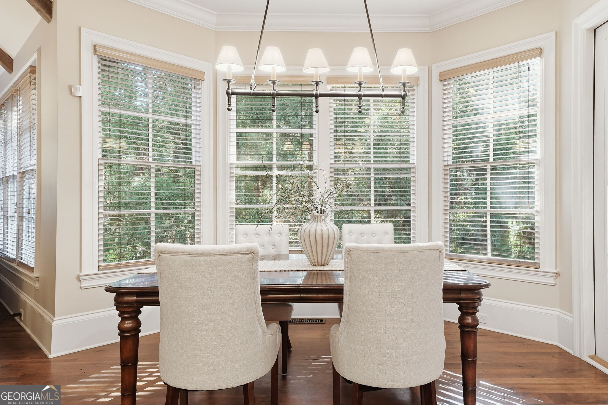 841 Camden Park Court NE