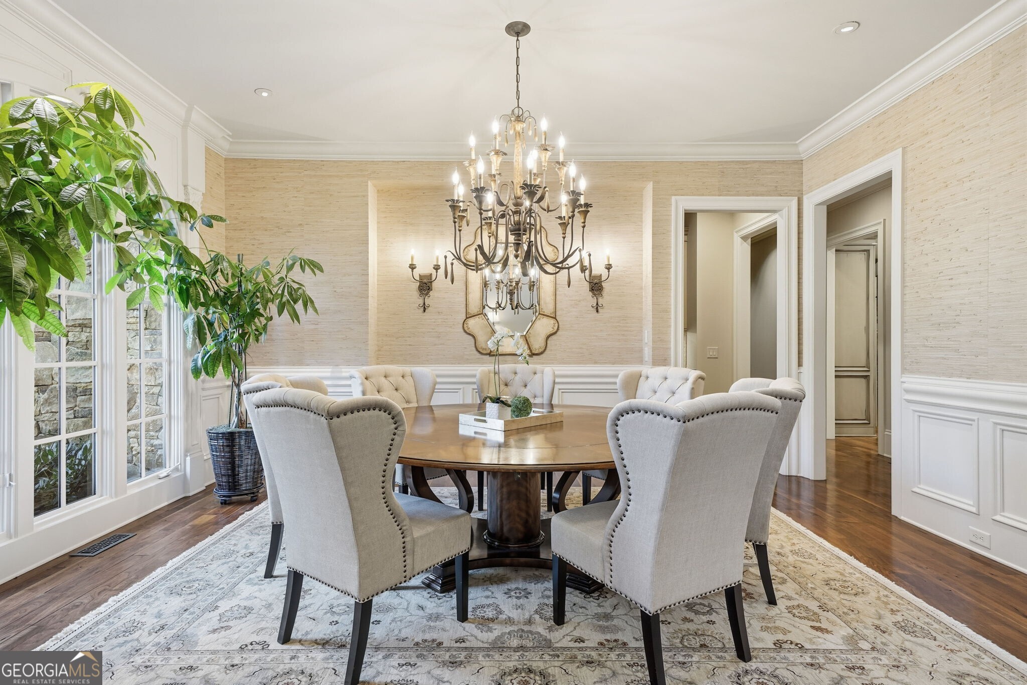 841 Camden Park Court NE