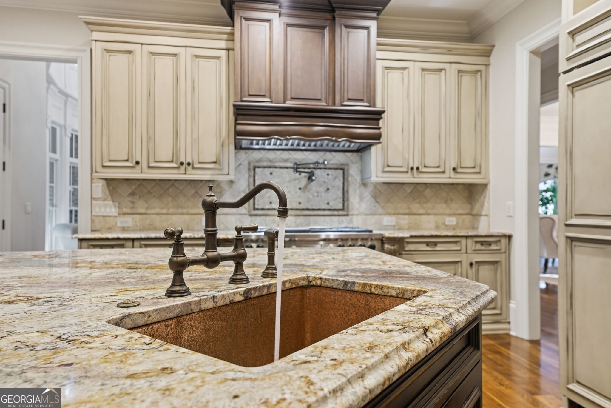 841 Camden Park Court NE