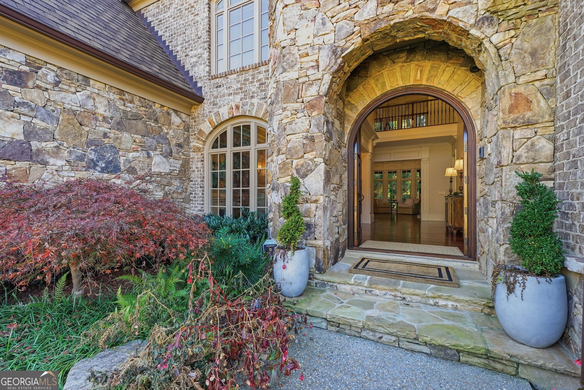 841 Camden Park Court NE