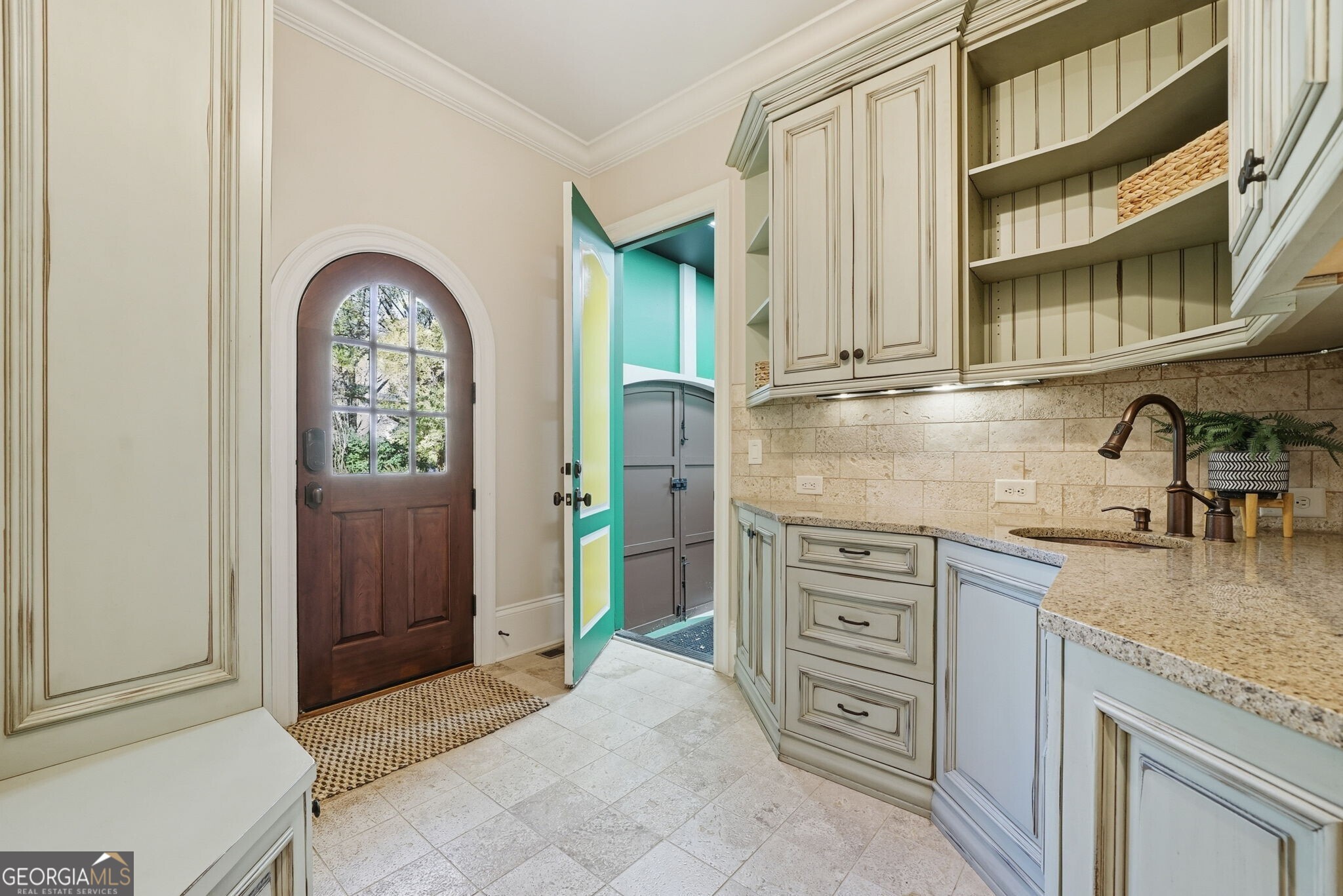 841 Camden Park Court NE