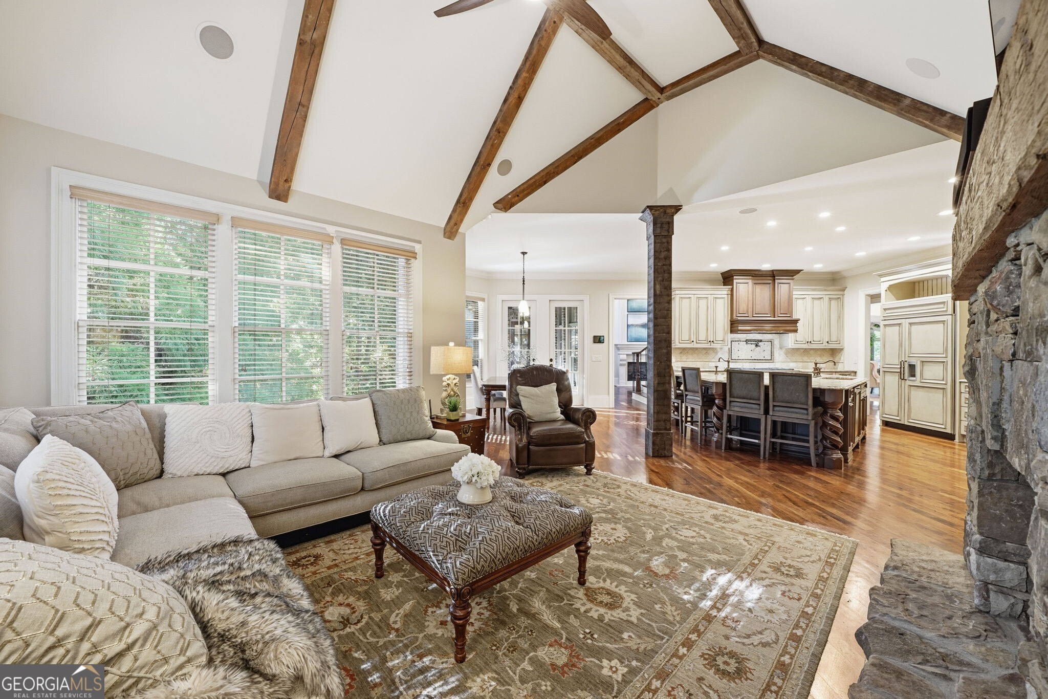 841 Camden Park Court NE