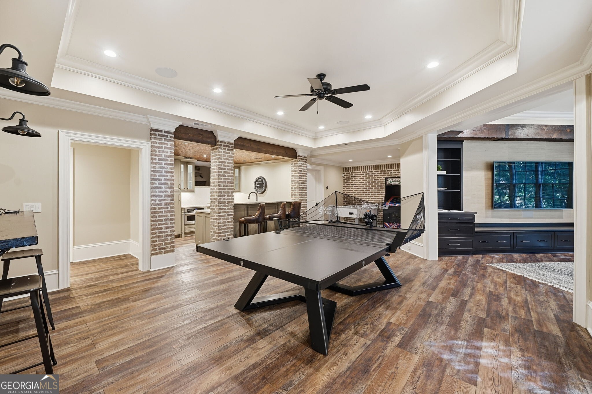 841 Camden Park Court NE