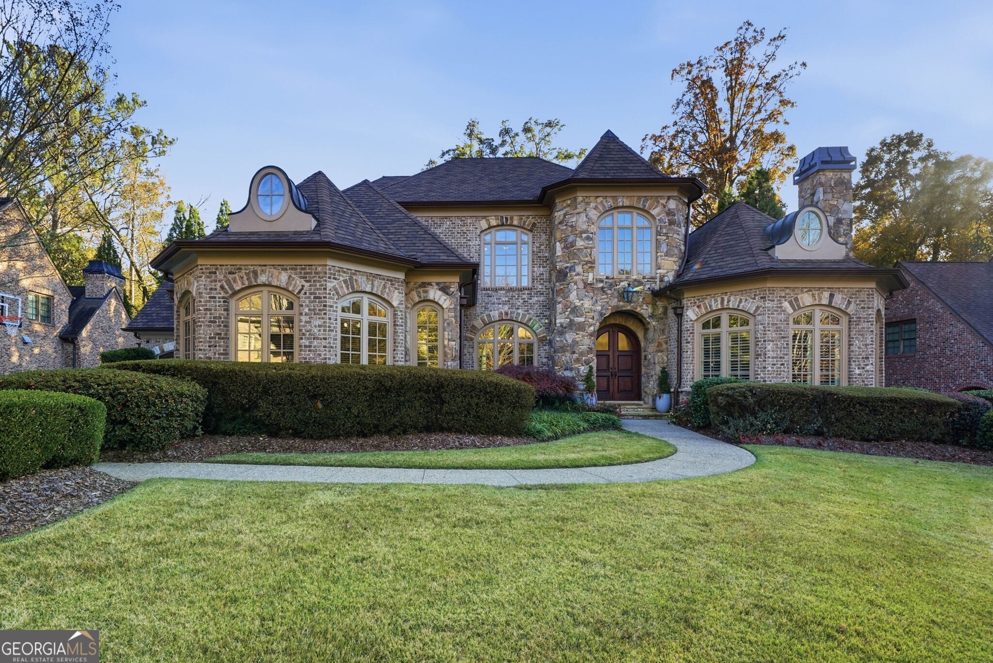 841 Camden Park Court NE