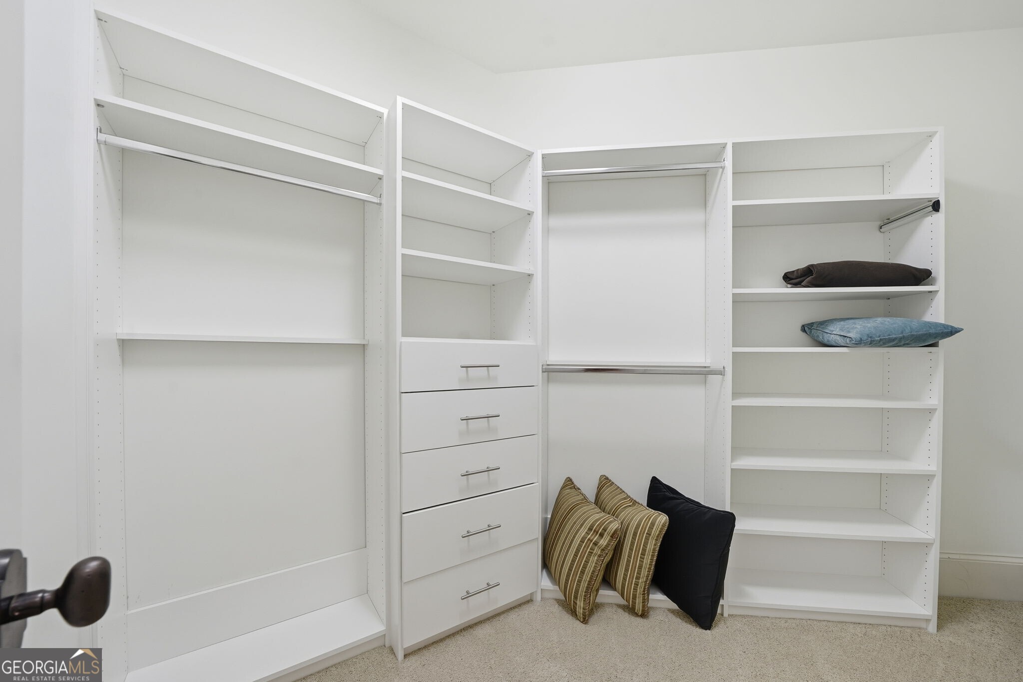 841 Camden Park Court NE