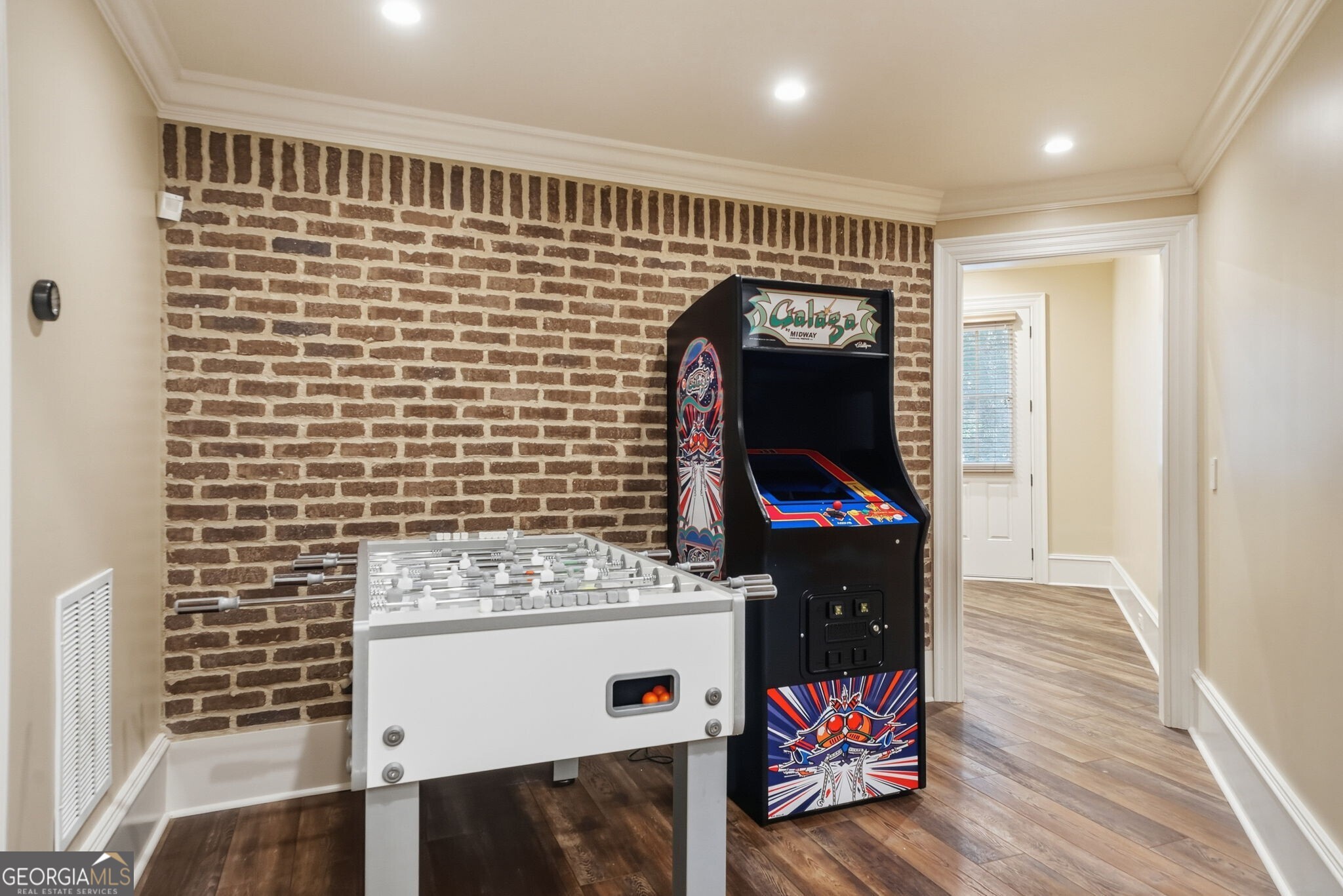 841 Camden Park Court NE