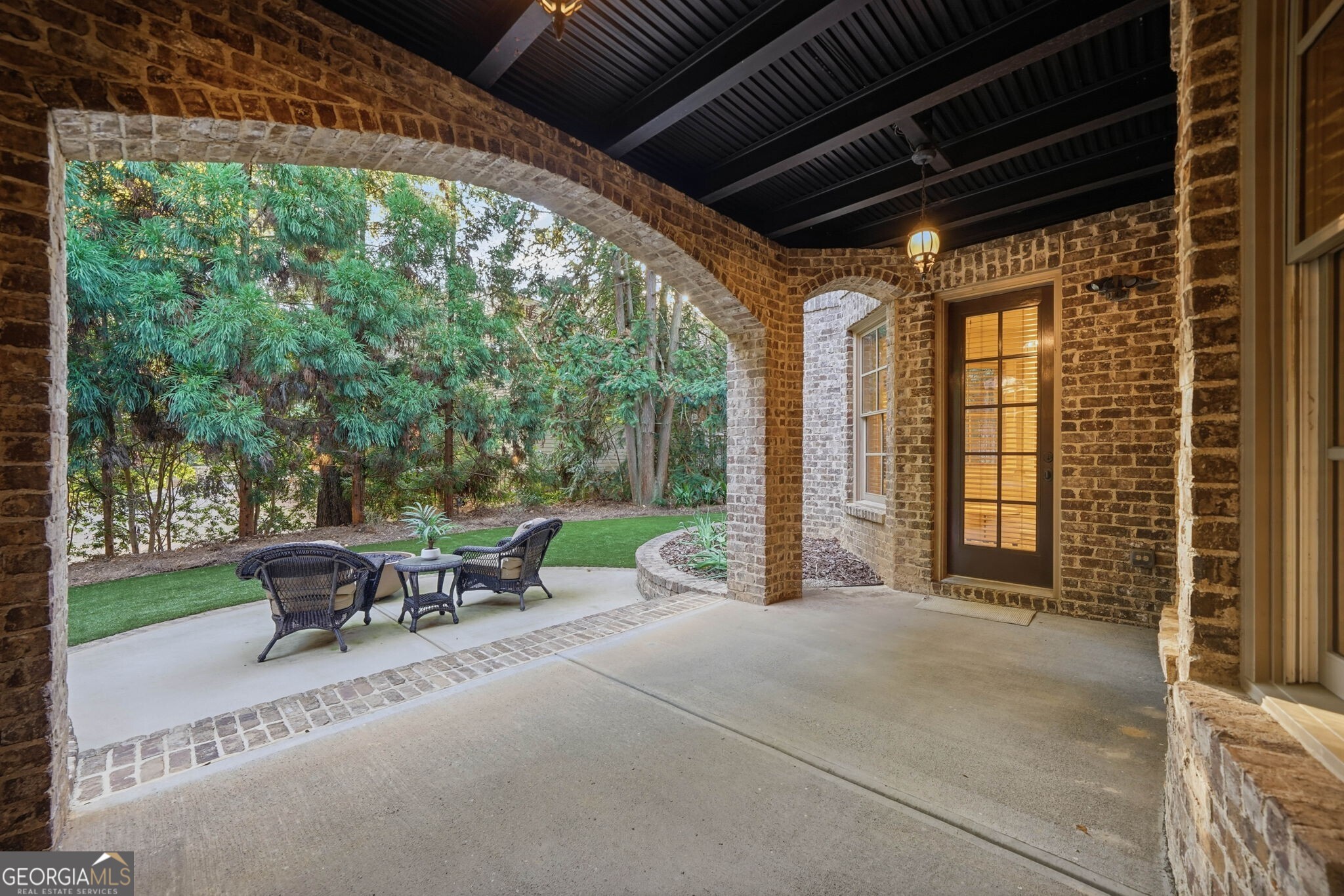 841 Camden Park Court NE