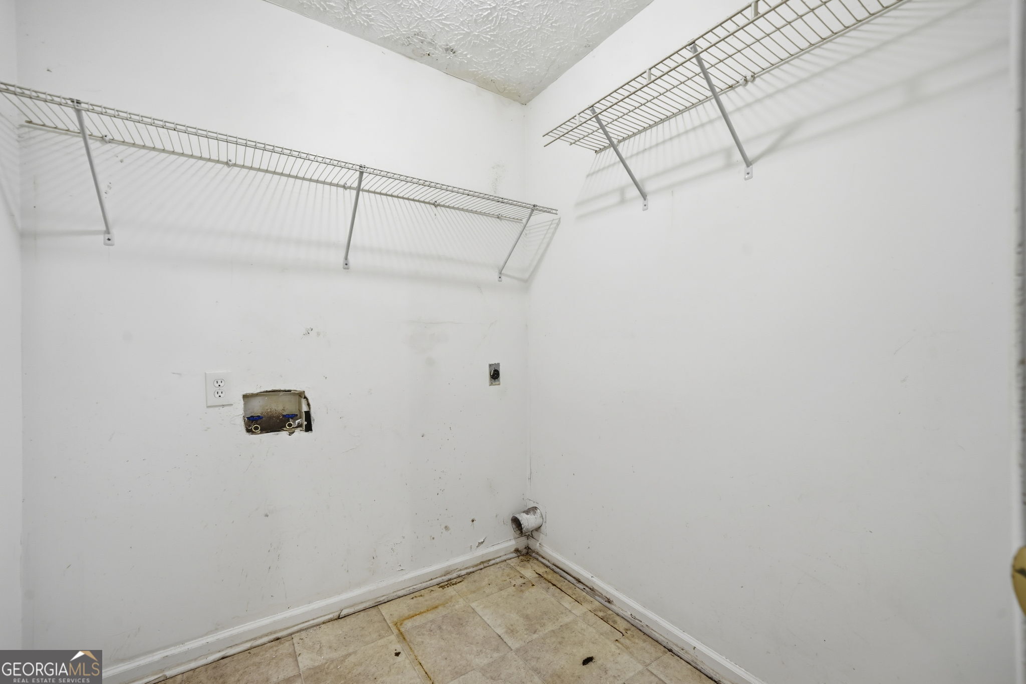 255 Countryside Lane