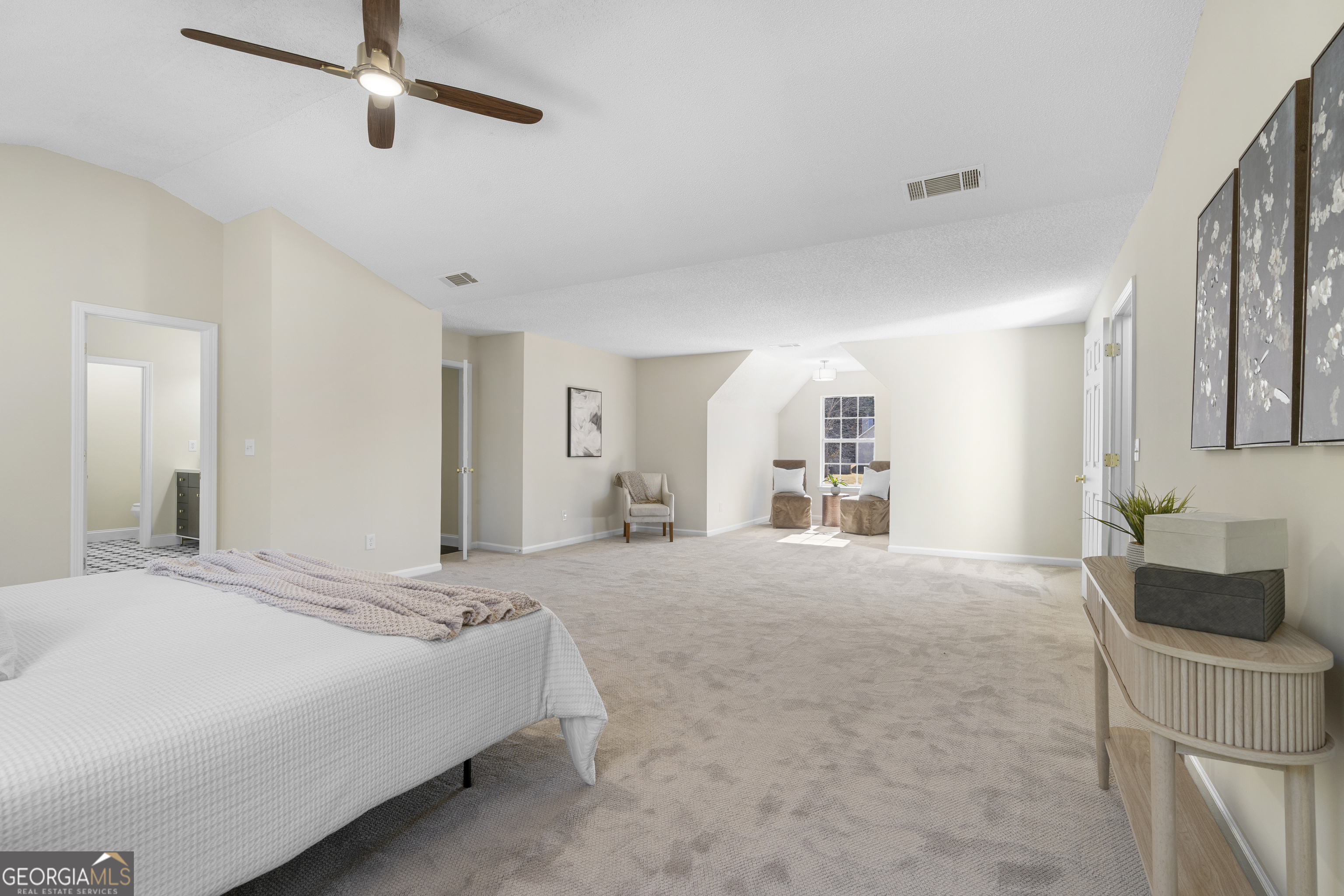 6856 Hill Creek Cove