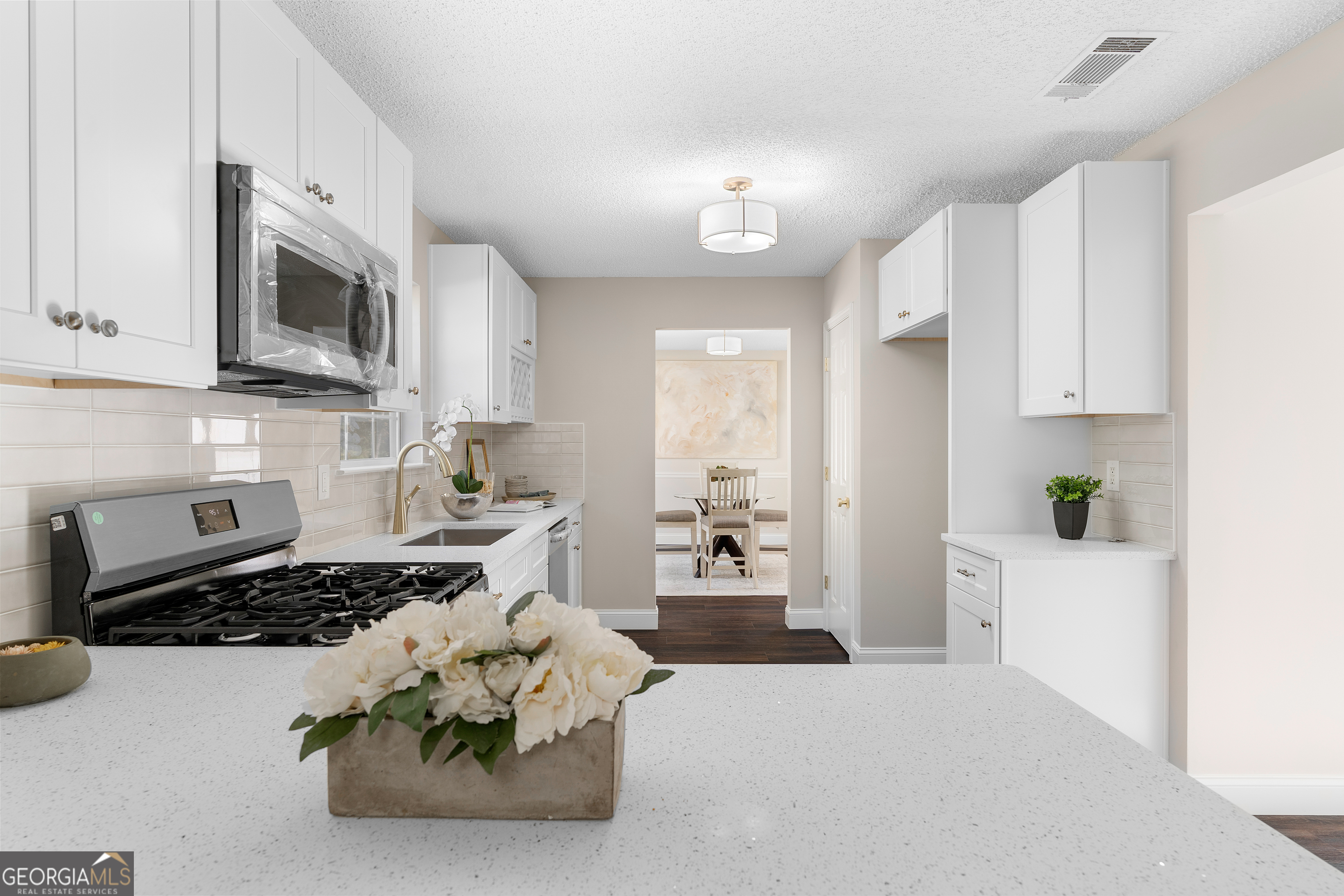 6856 Hill Creek Cove