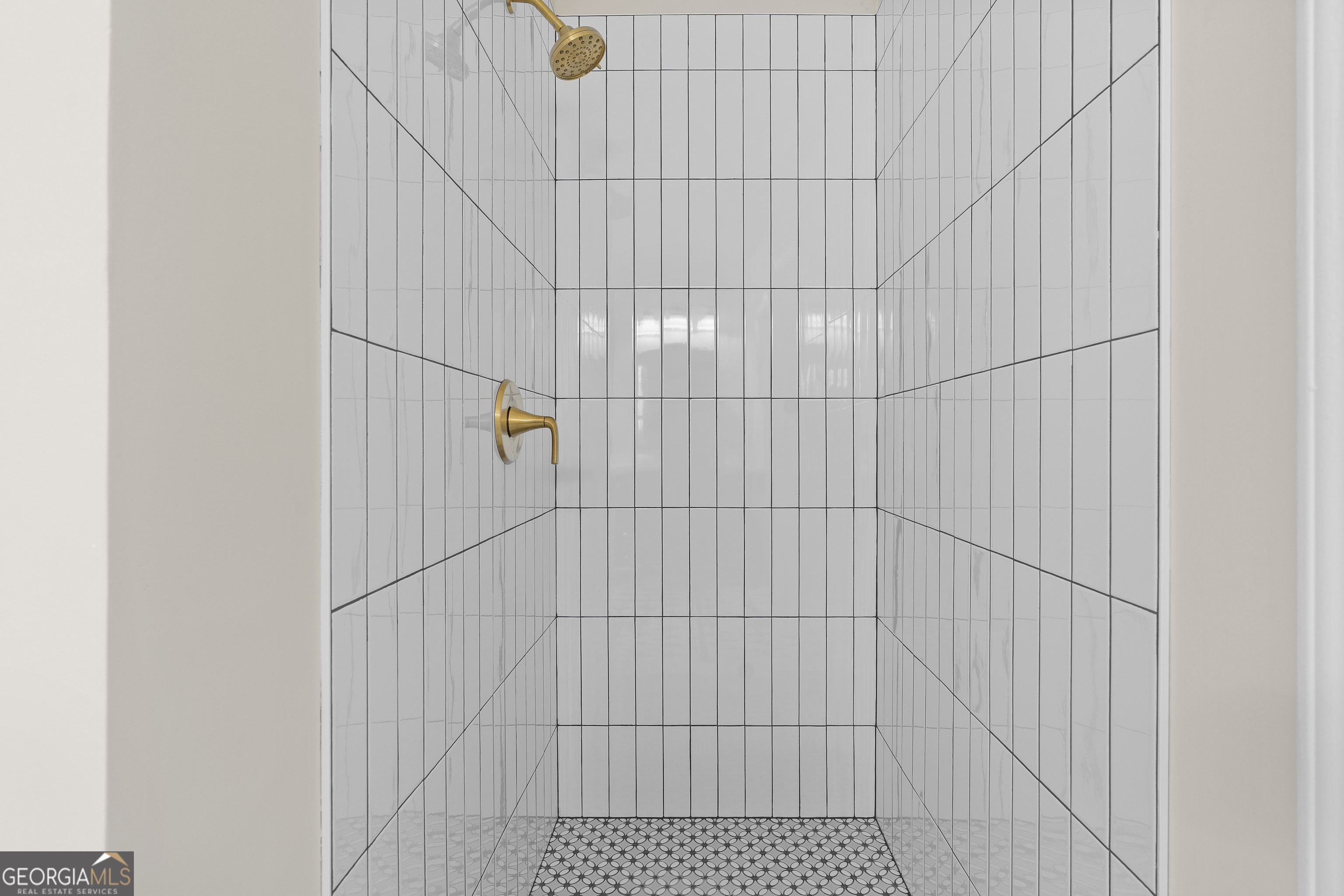 6856 Hill Creek Cove