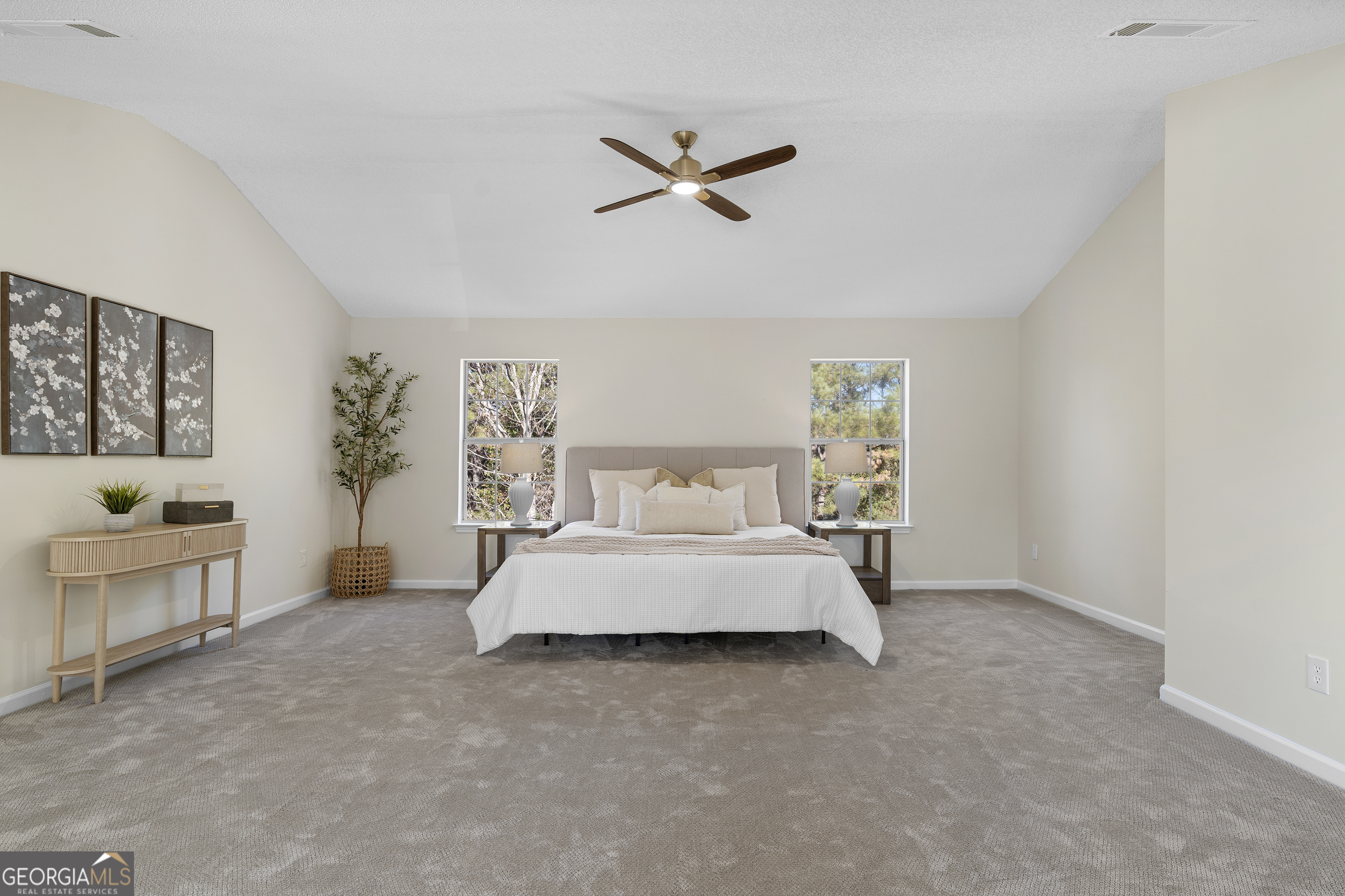 6856 Hill Creek Cove