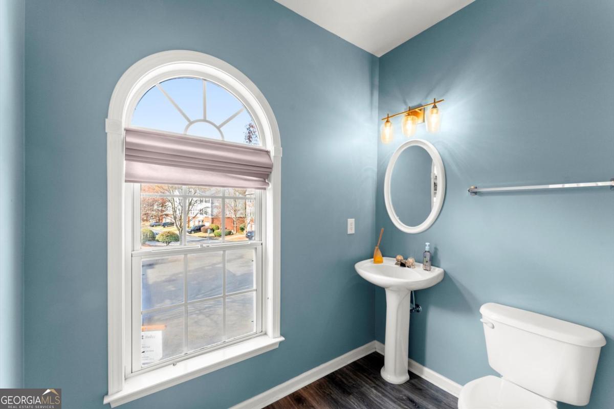 3301 Lathenview Court