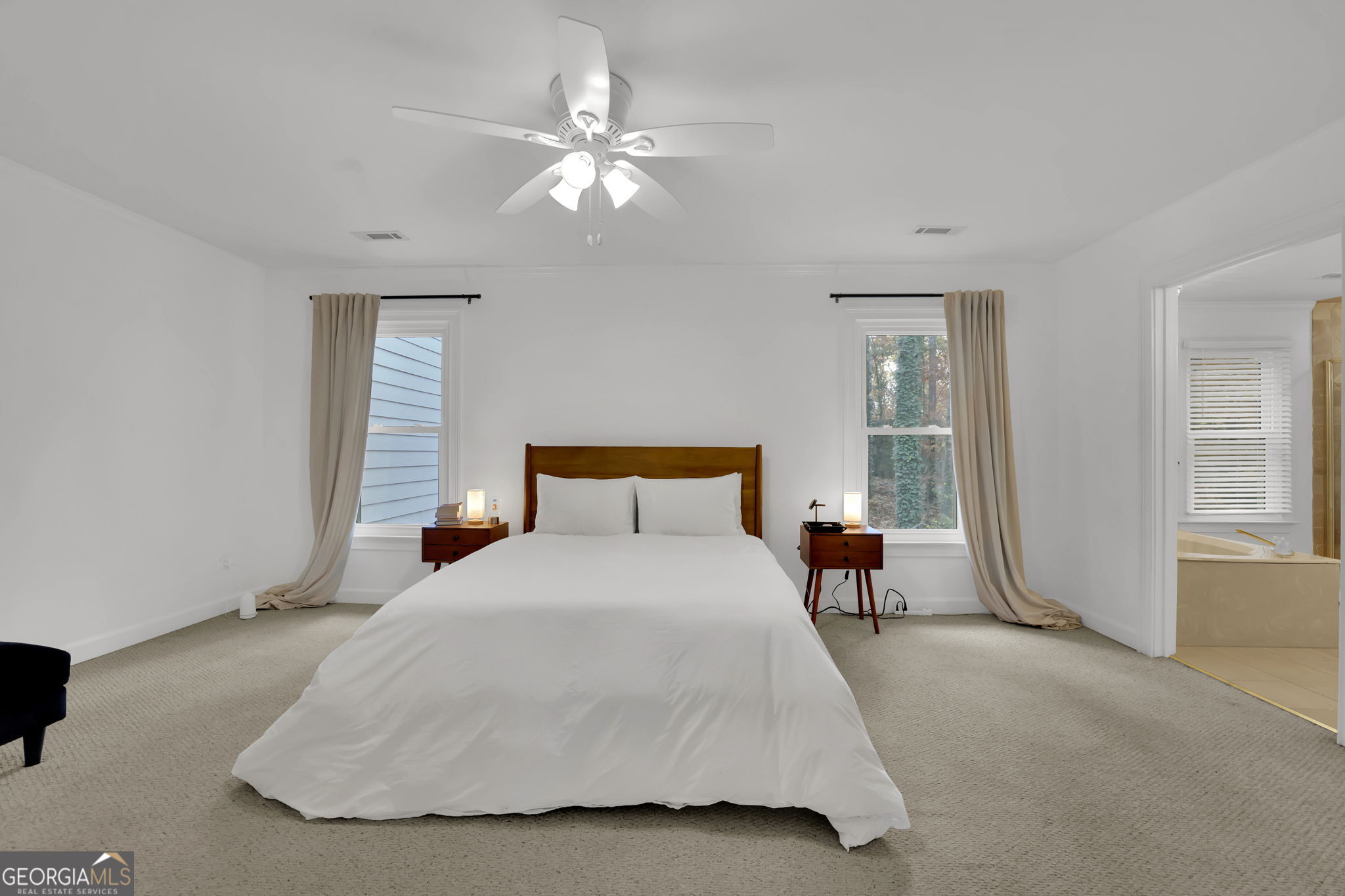 7155 Roswell Road # 14