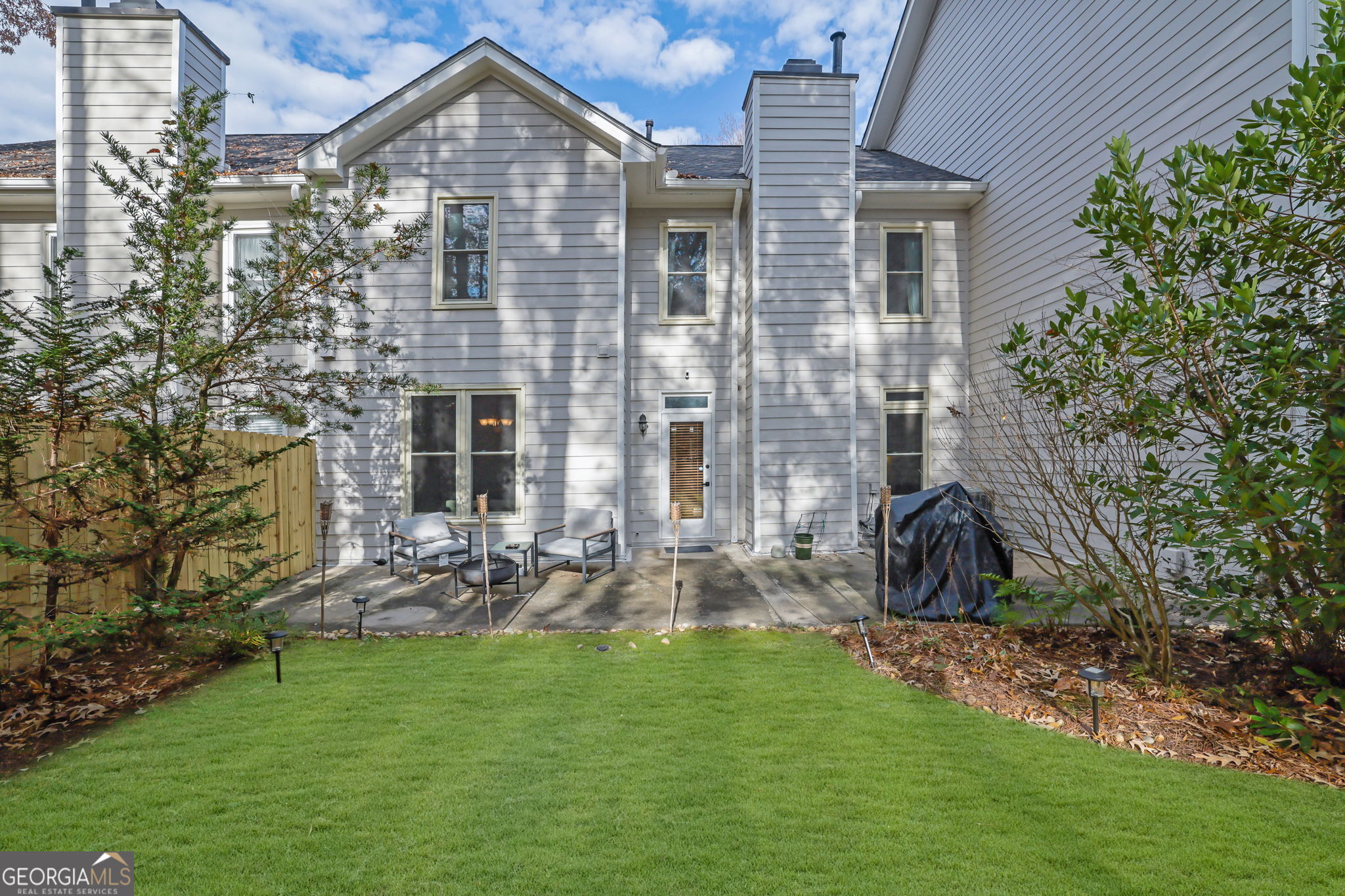 7155 Roswell Road # 14