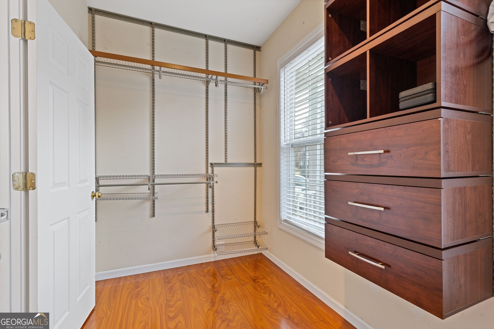 2813 Glenlocke Way NW