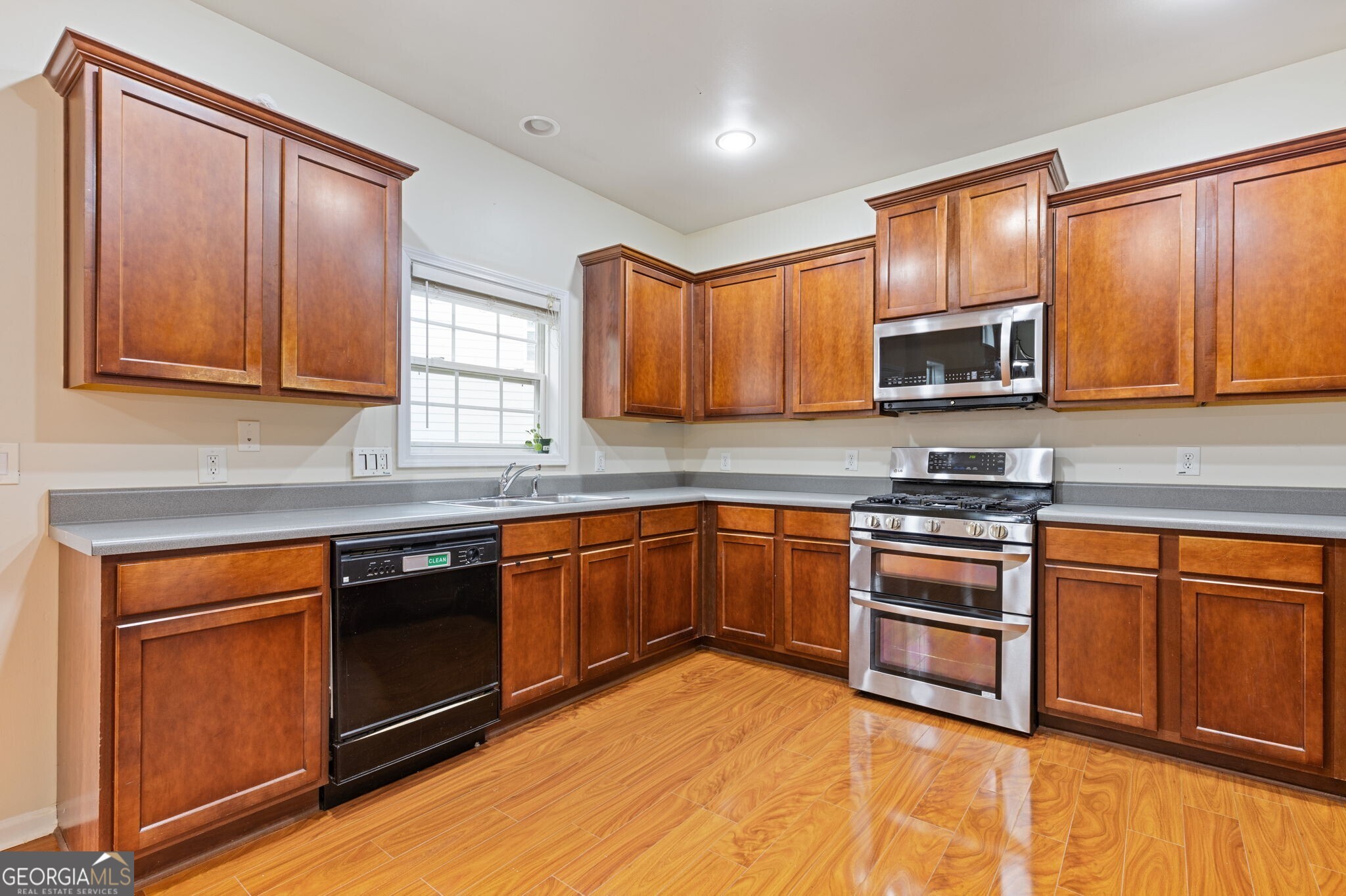 2813 Glenlocke Way NW