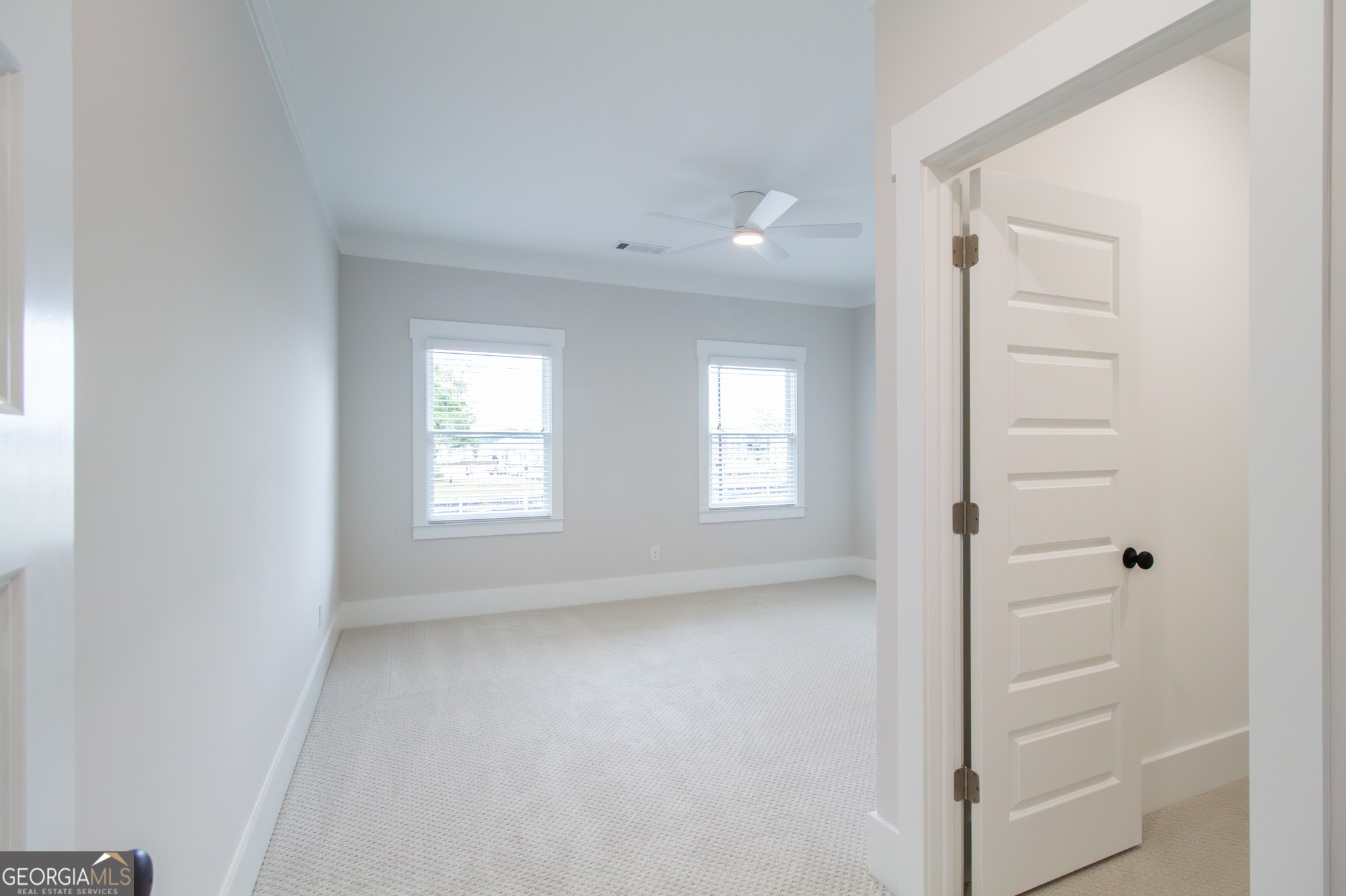 507 Casanova Street SE