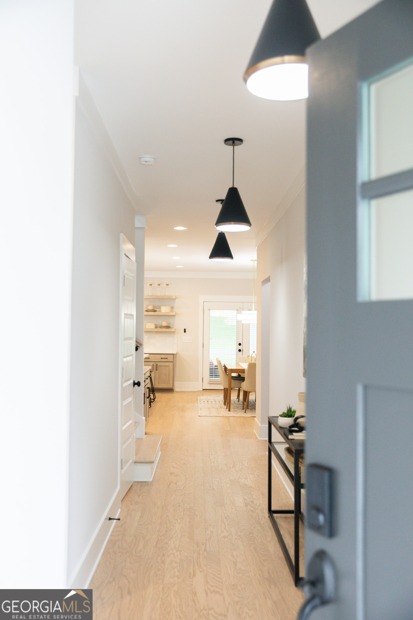 507 Casanova Street SE