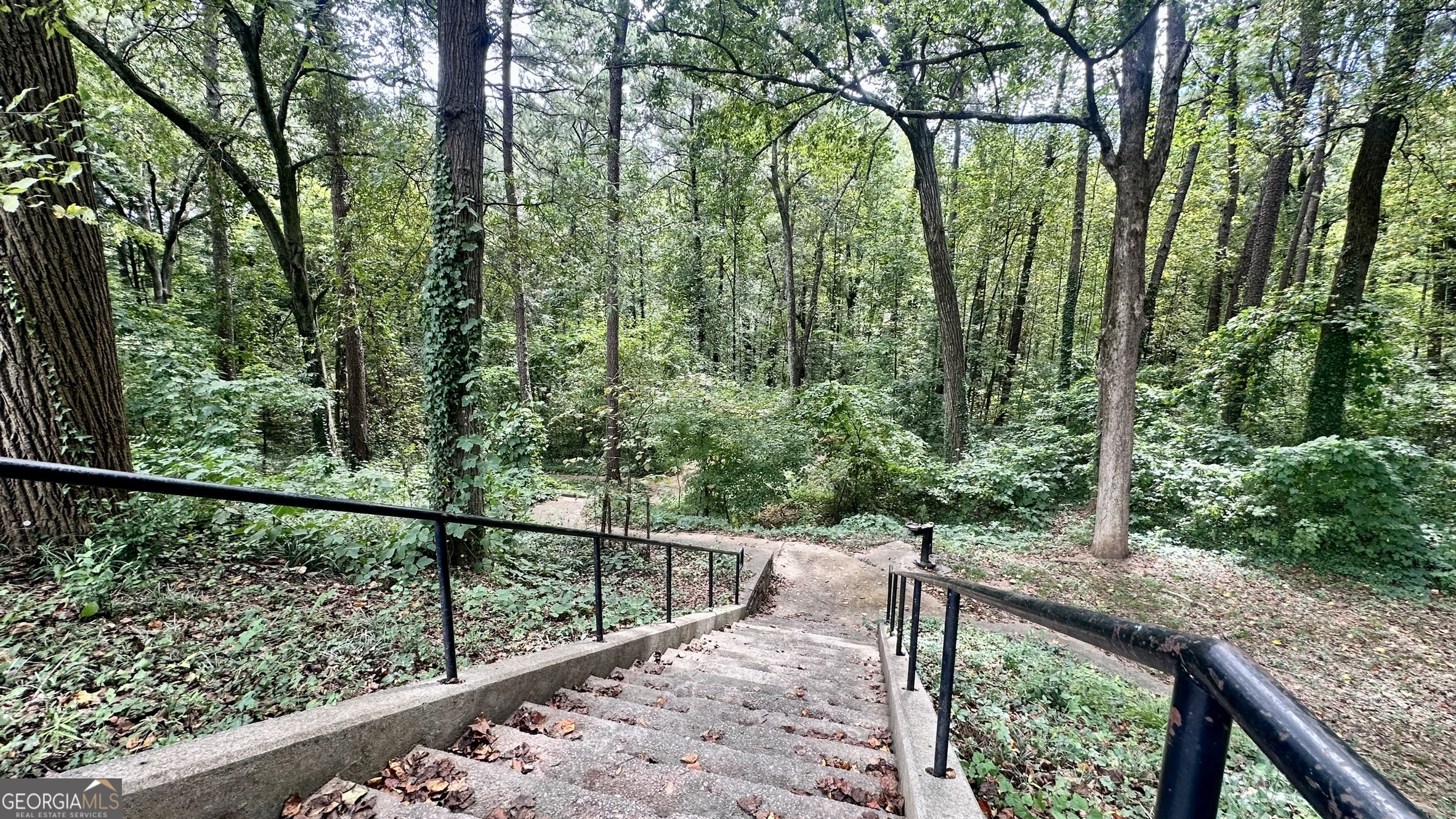 507 Casanova Street SE