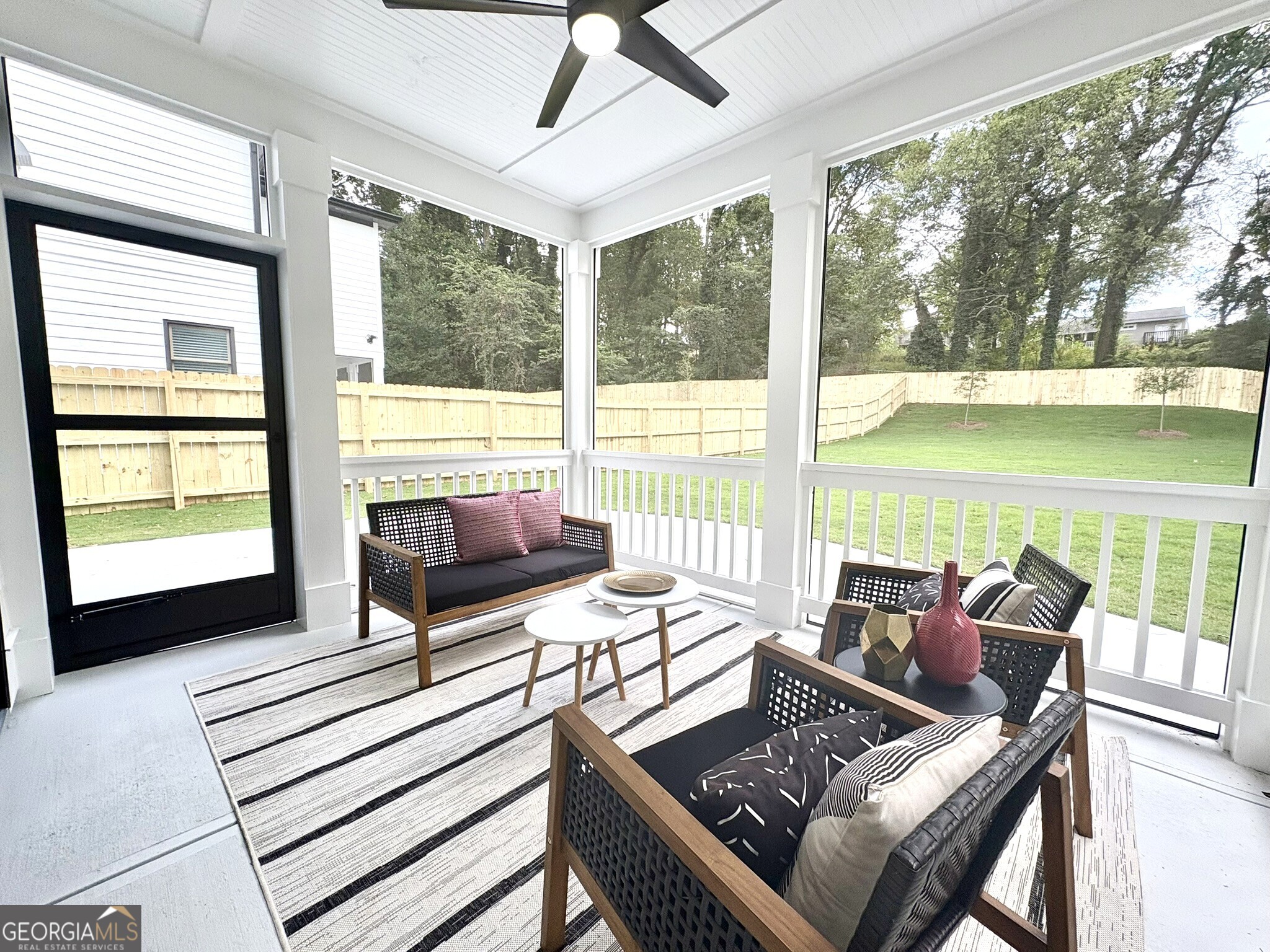 507 Casanova Street SE