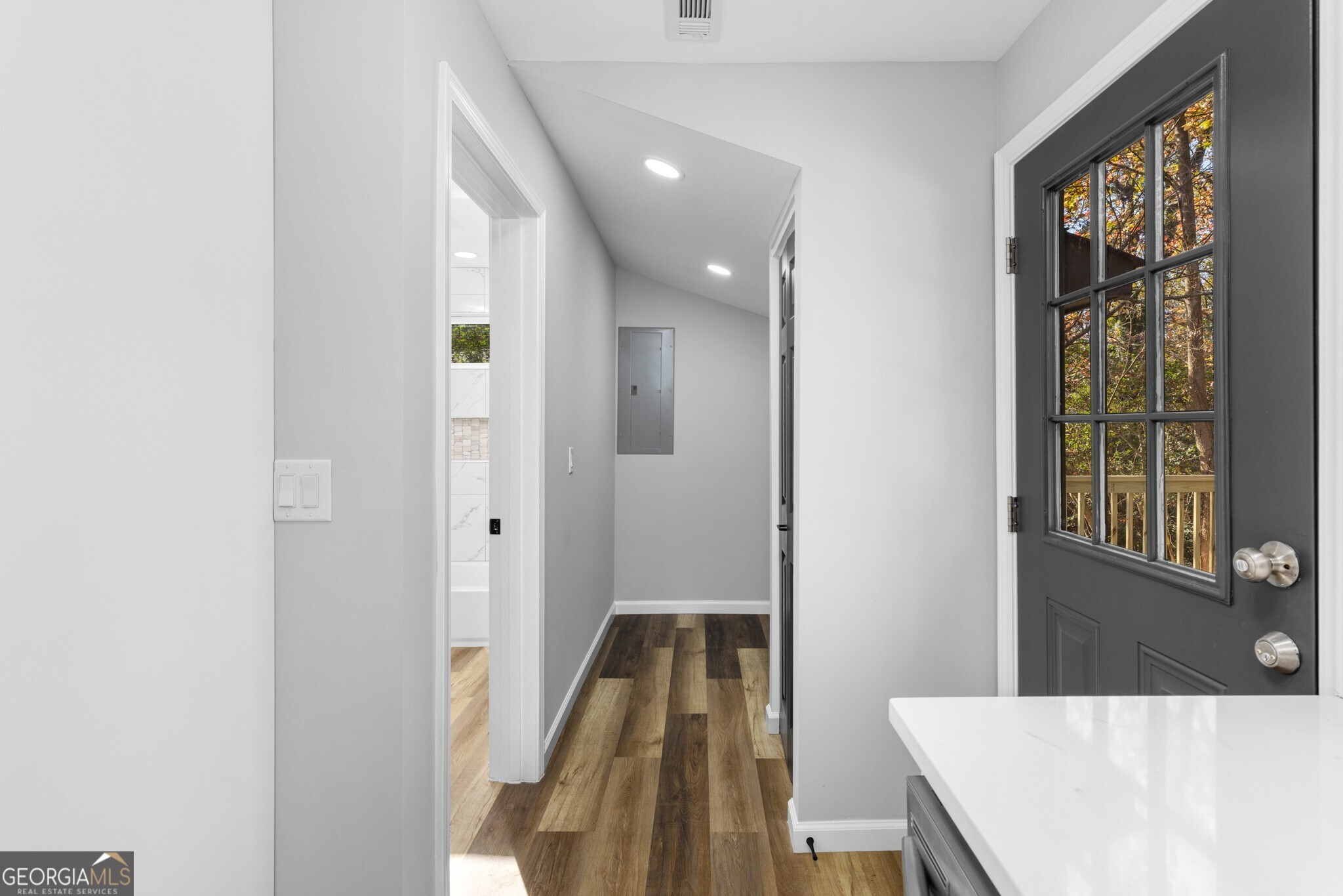 2103 Kipling Circle SE