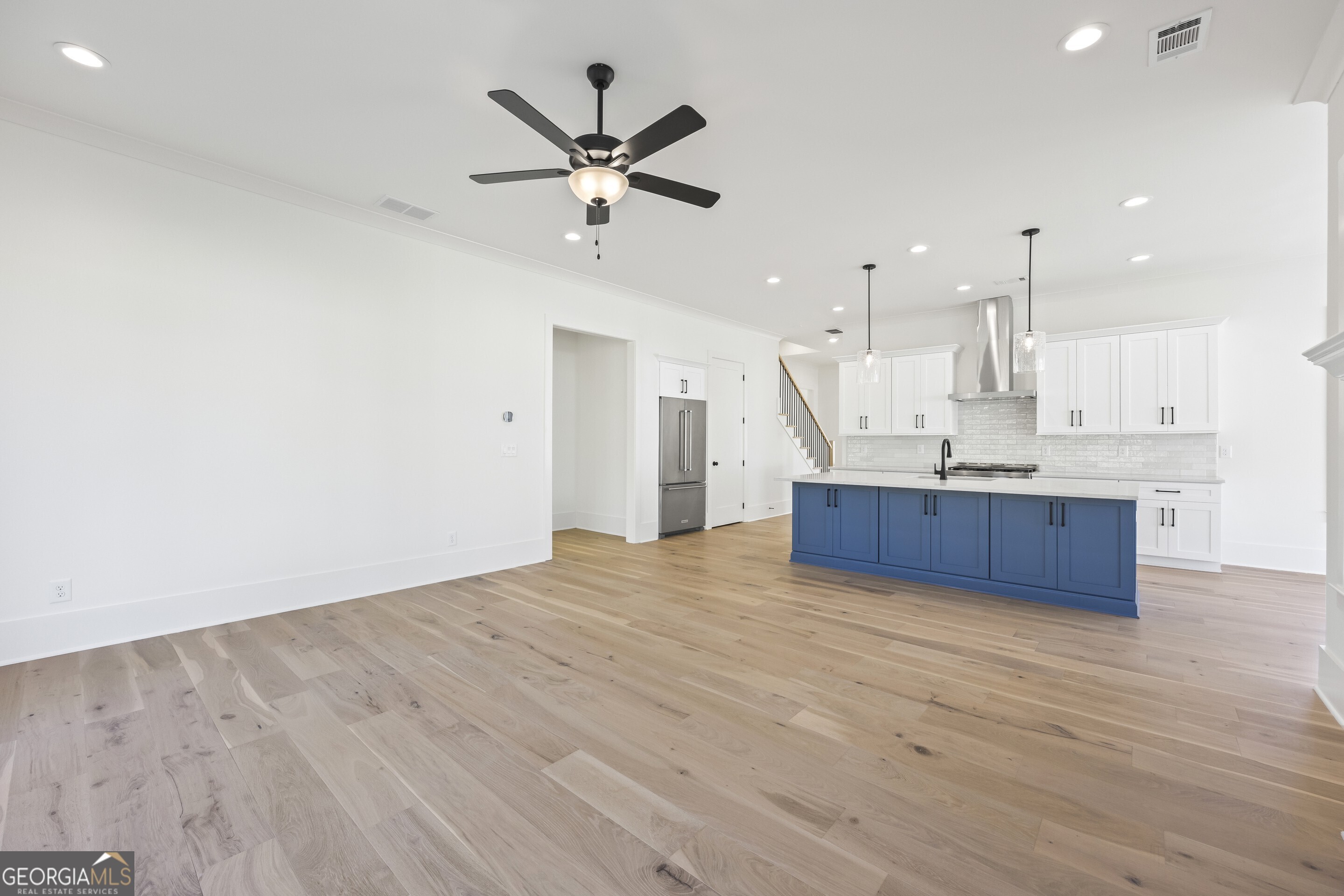 690 Foster Park Lane