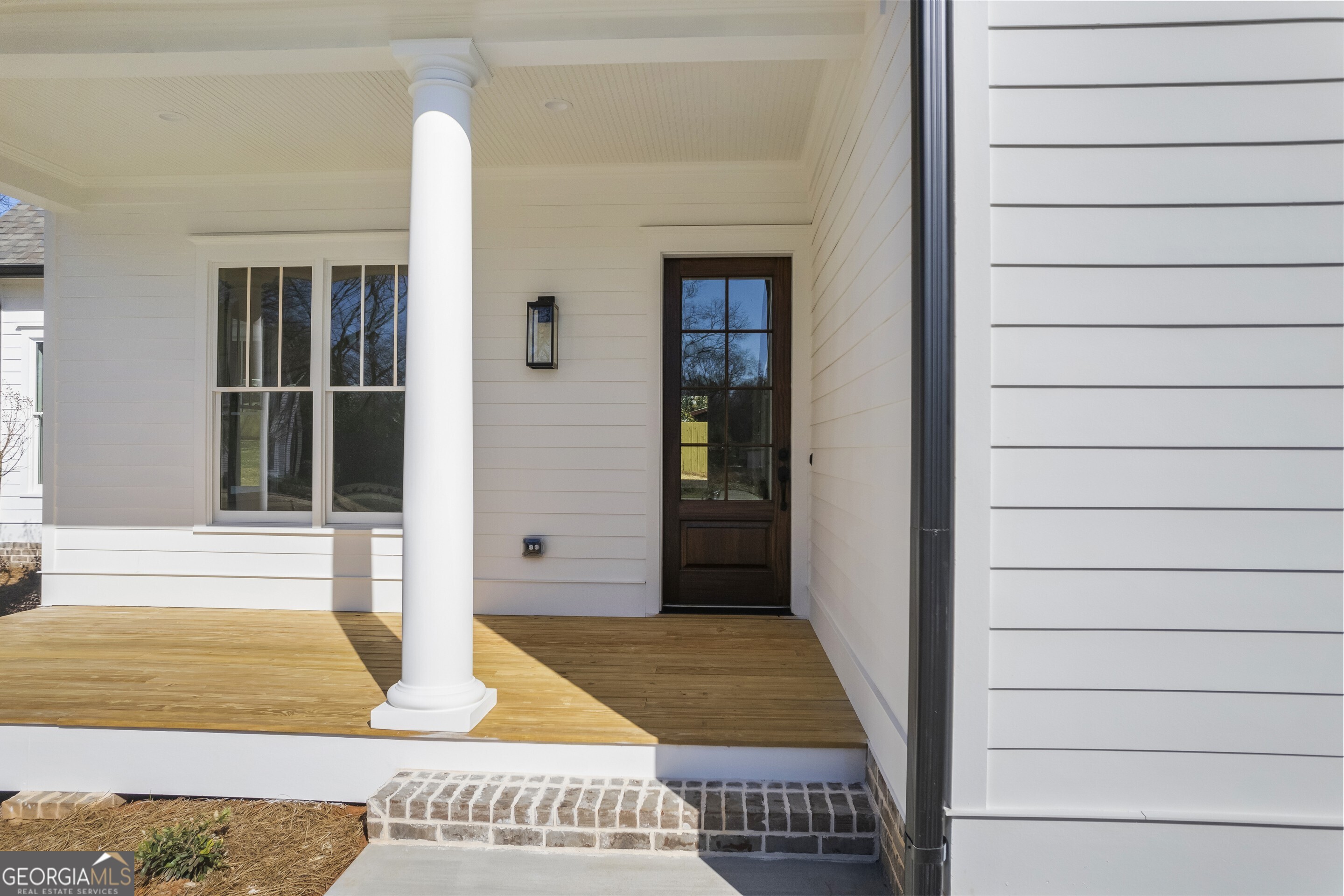 690 Foster Park Lane