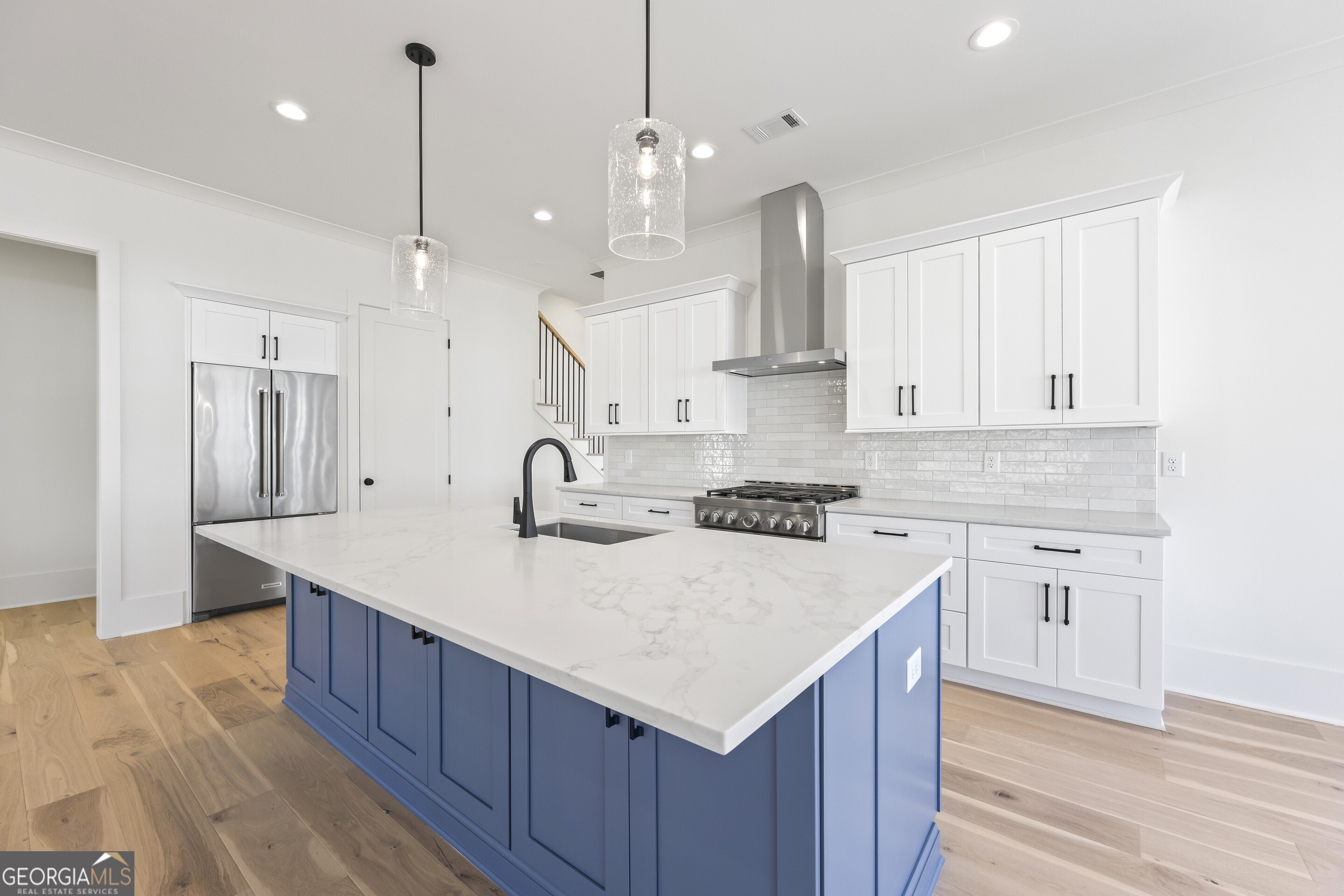 690 Foster Park Lane