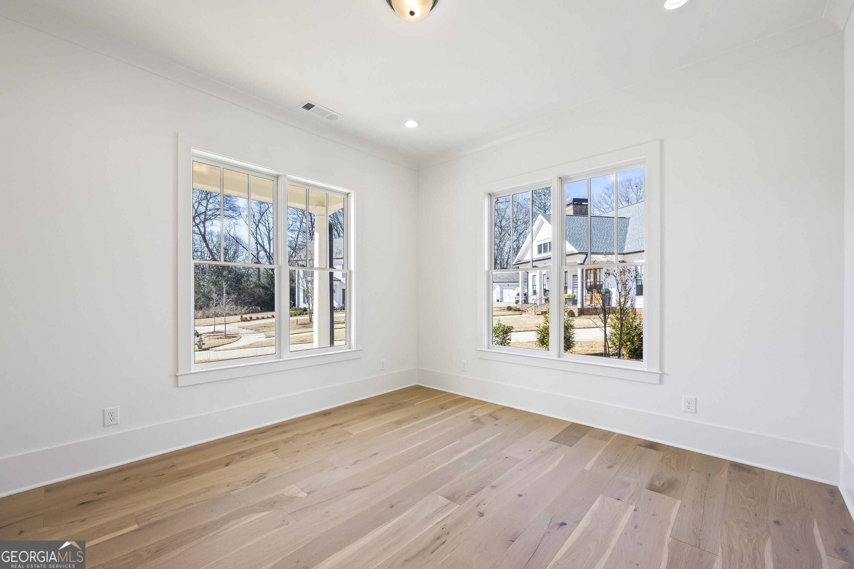 690 Foster Park Lane