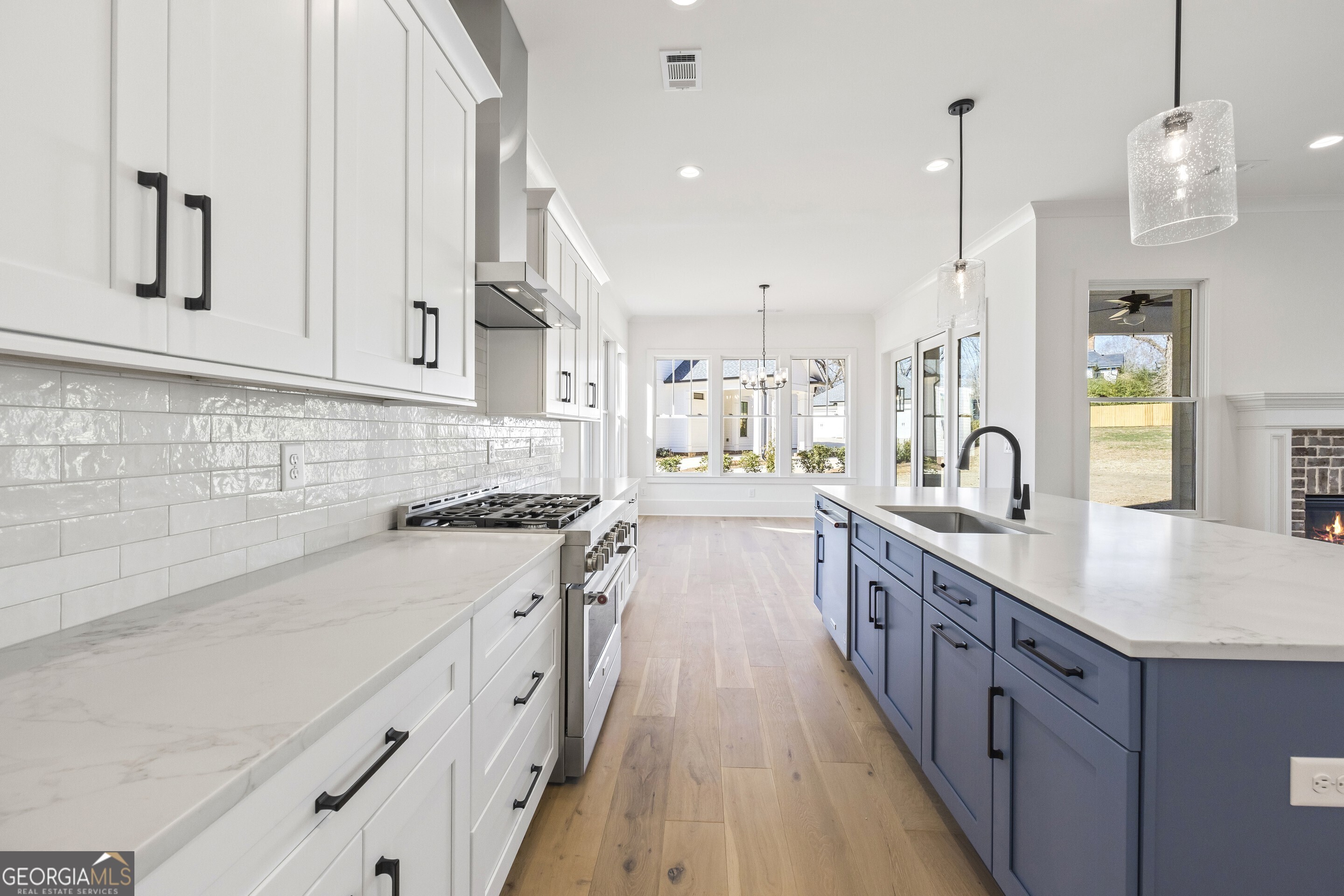 690 Foster Park Lane