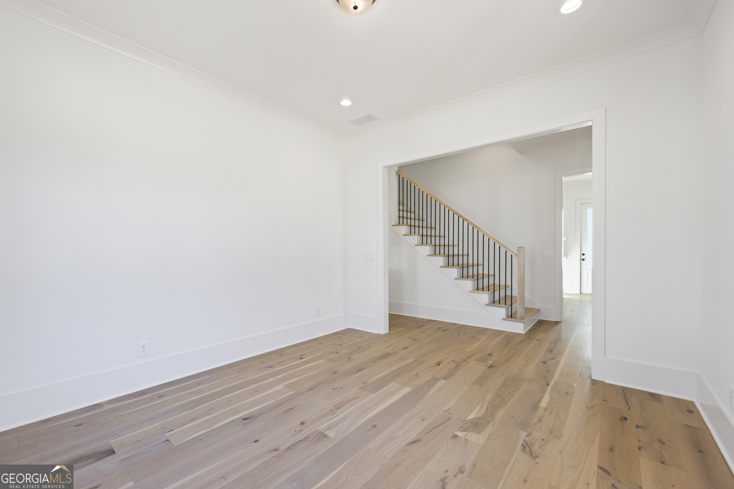 690 Foster Park Lane