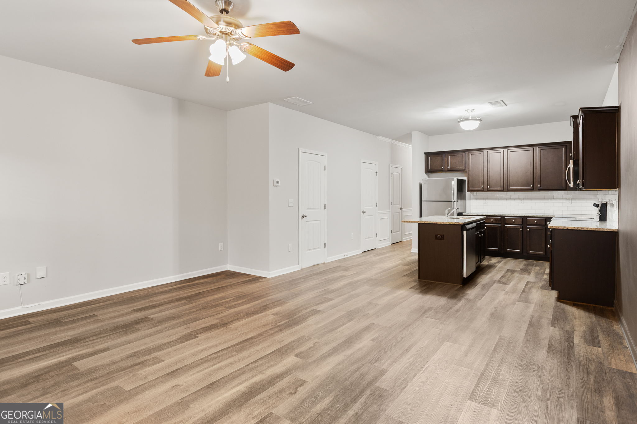 4497 Ravenwood Drive