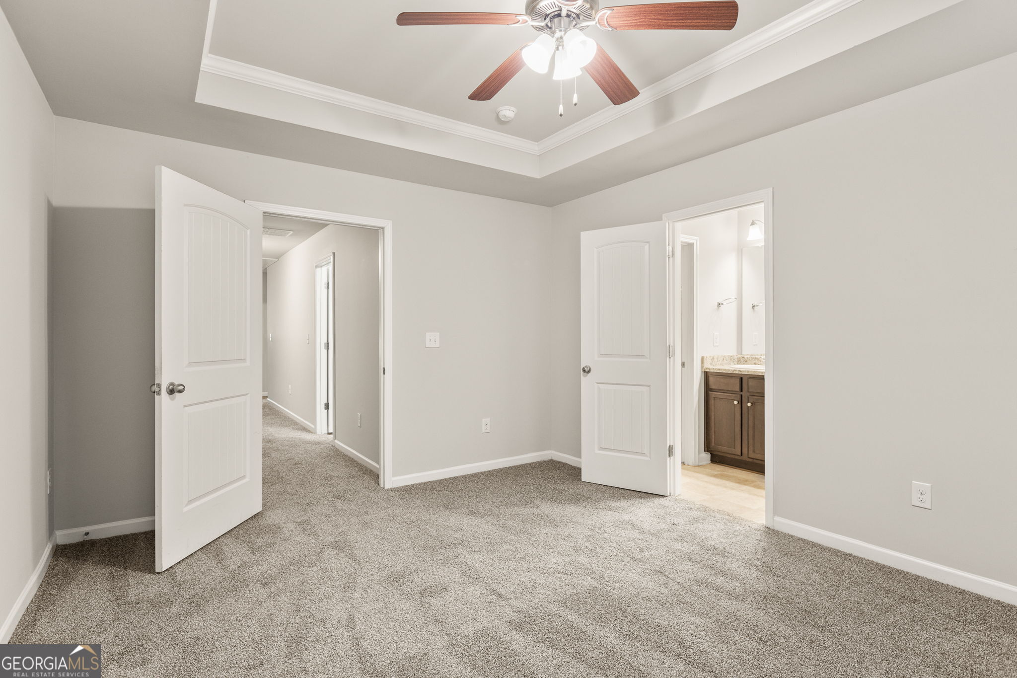 4497 Ravenwood Drive