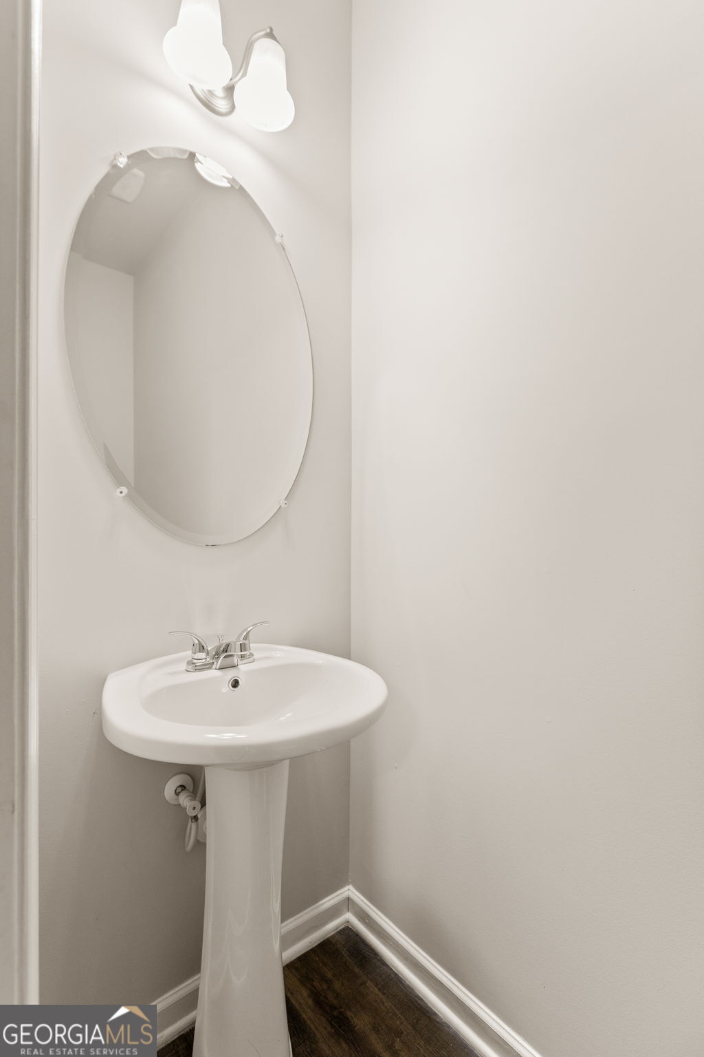 4497 Ravenwood Drive