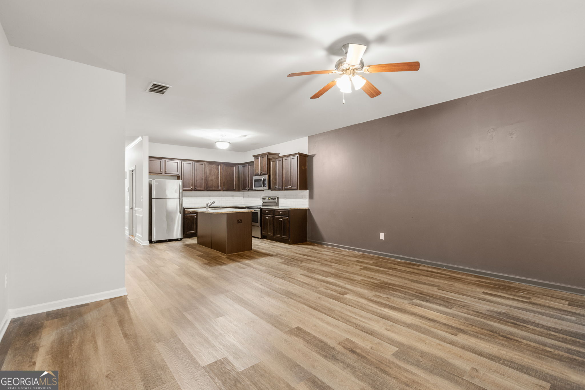 4497 Ravenwood Drive