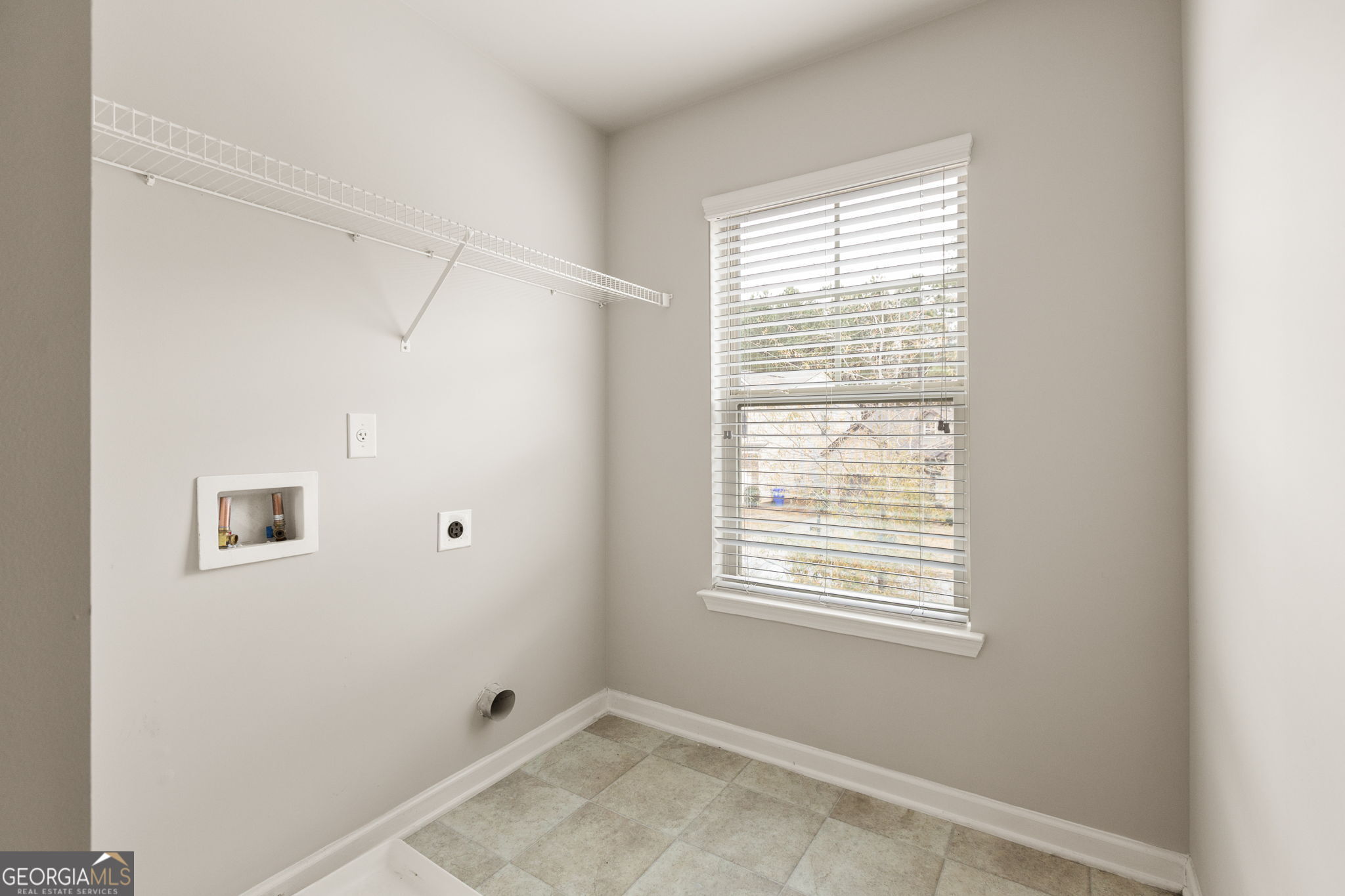 4497 Ravenwood Drive